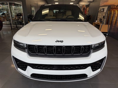 2027 Jeep Grand Cherokee GRAND CHEROKEE SUMMIT 4X4