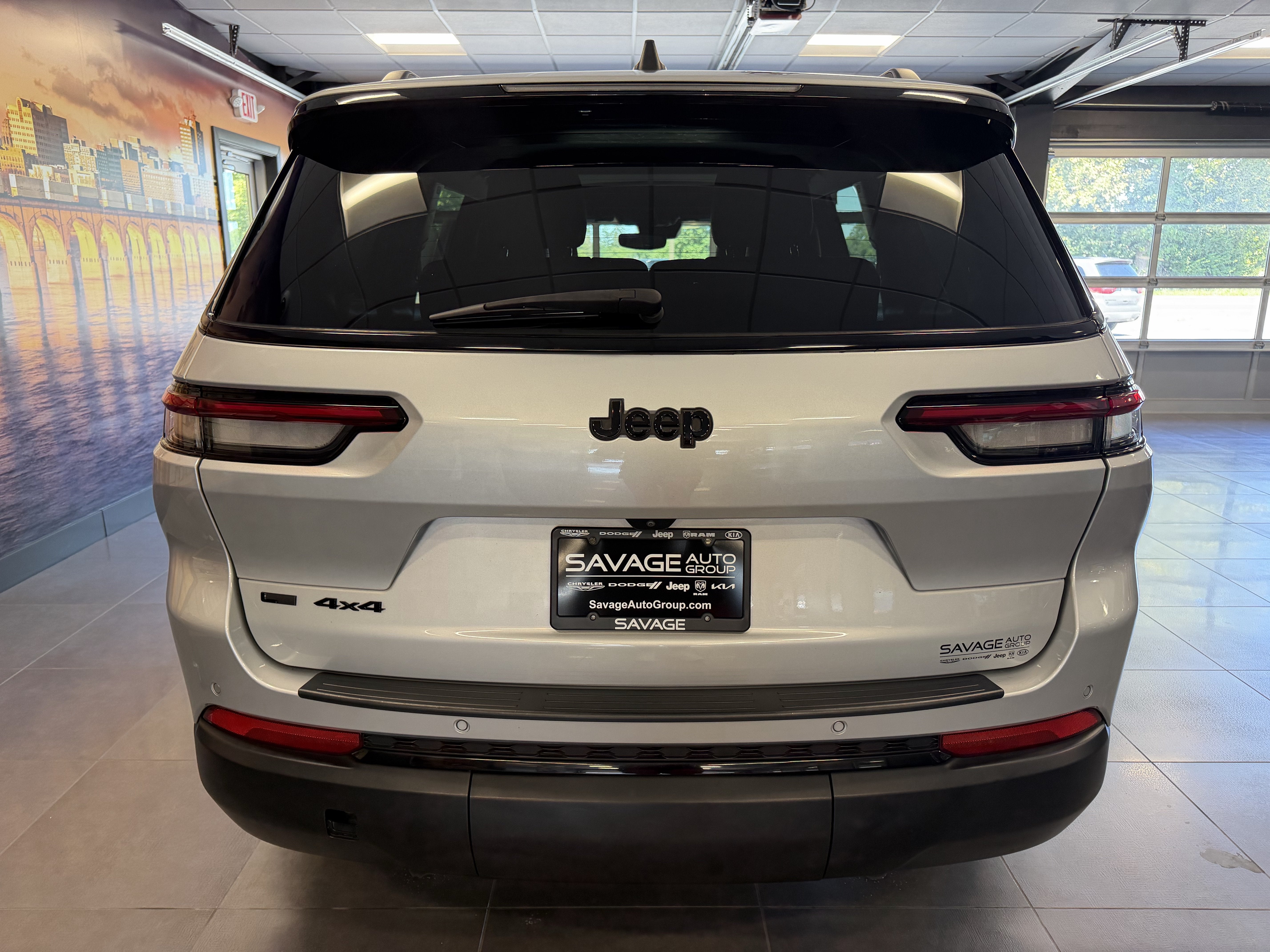 2022 Jeep Grand Cherokee L Altitude 4x4