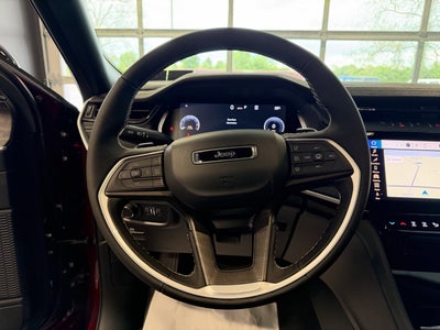 2026 Jeep Grand Cherokee GRAND CHEROKEE L LAREDO ALTITUDE 4X4