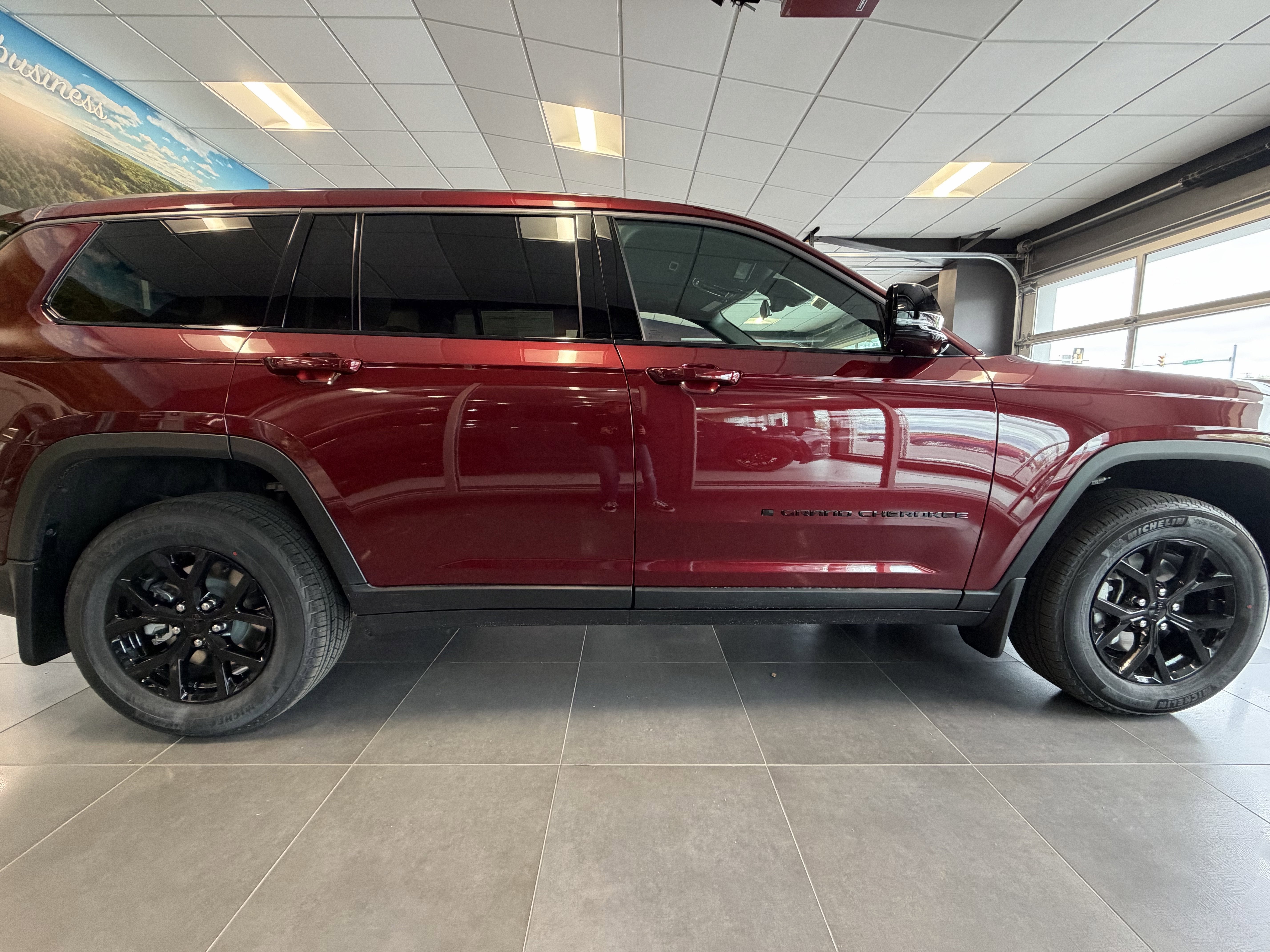 2026 Jeep Grand Cherokee GRAND CHEROKEE L LAREDO ALTITUDE 4X4