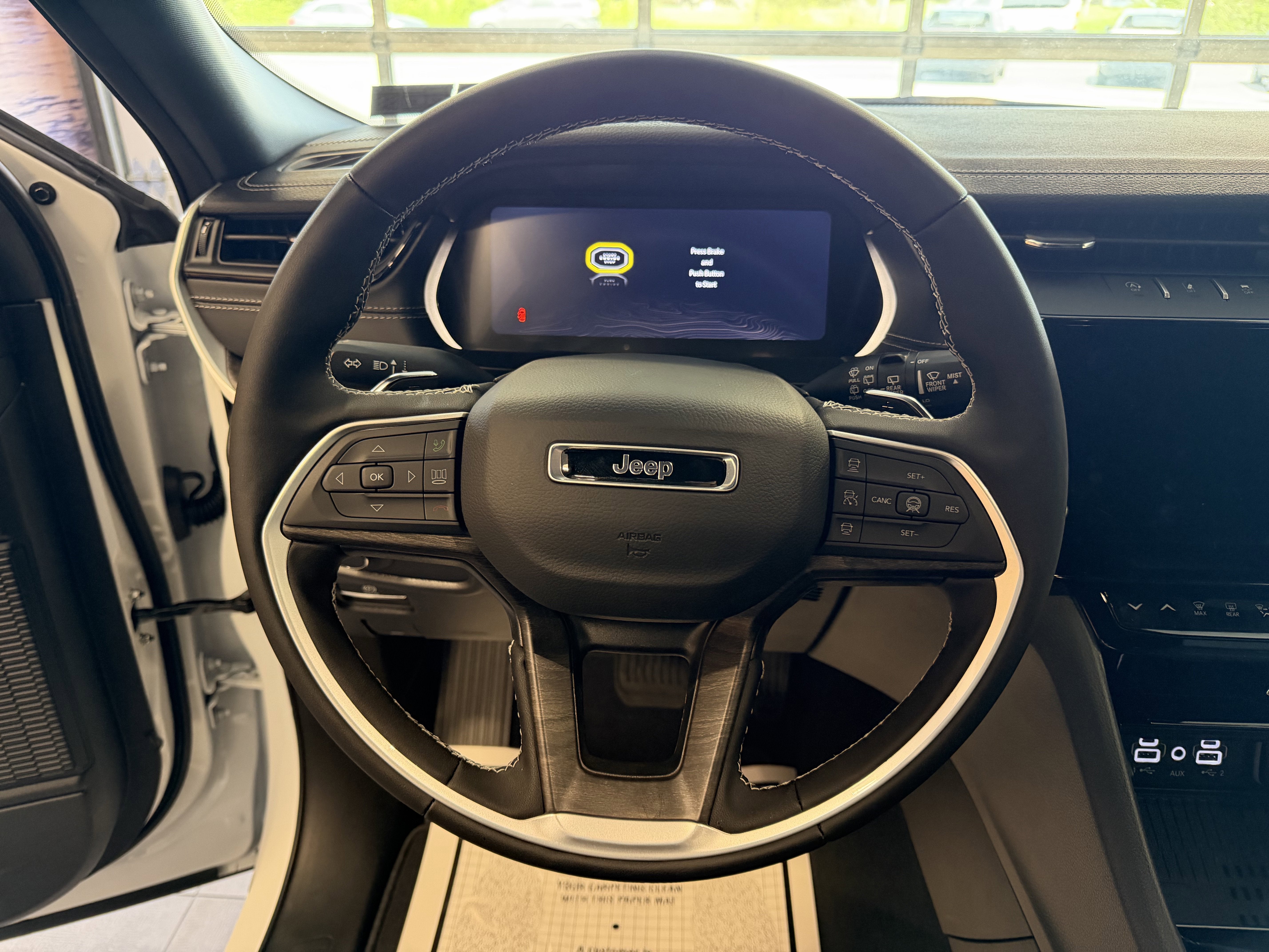 2026 Jeep Grand Cherokee GRAND CHEROKEE L LAREDO ALTITUDE 4X4