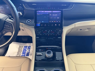 2025 Jeep Grand Cherokee L Limited 4x4