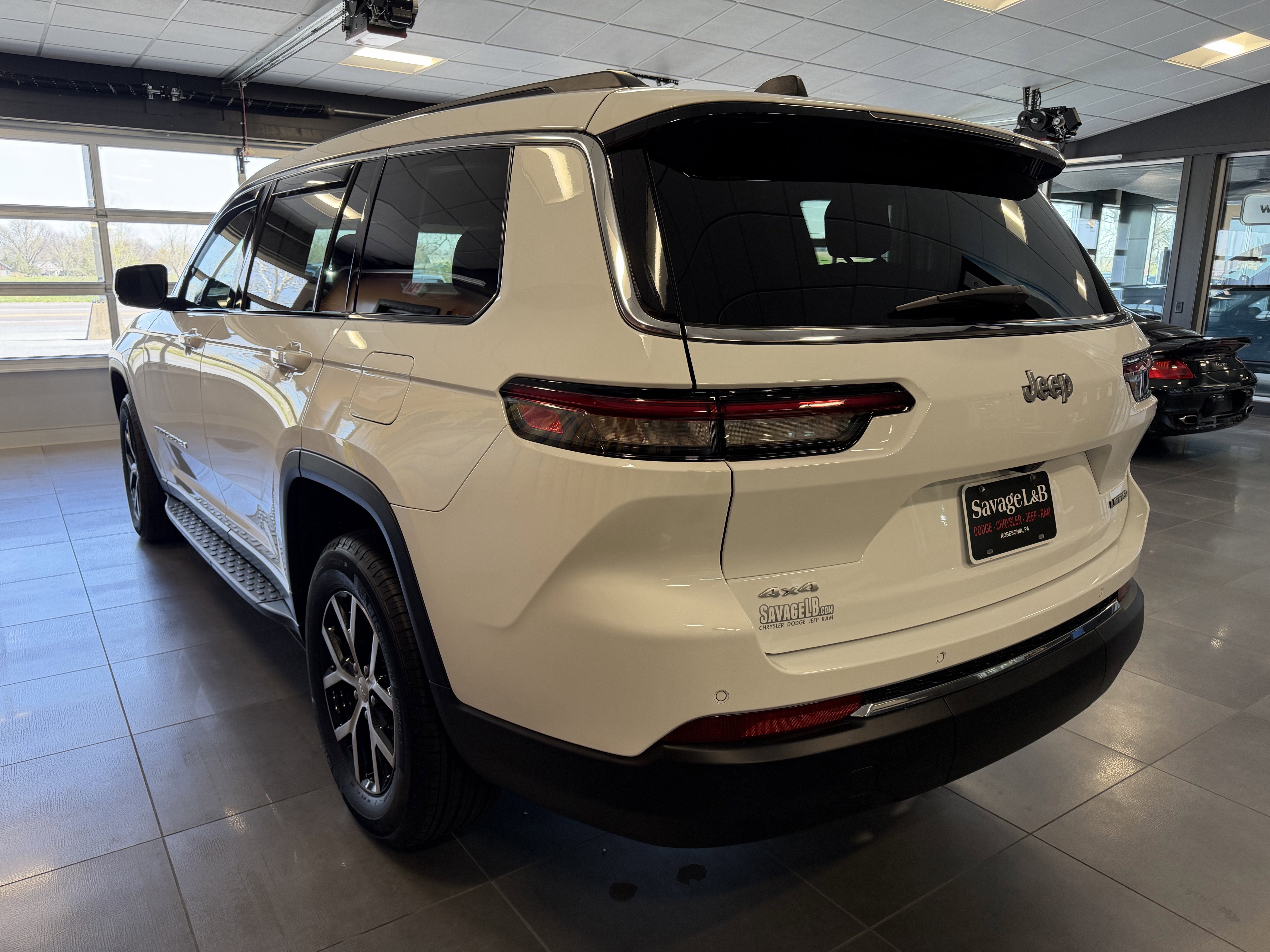 2025 Jeep Grand Cherokee L Limited 4x4