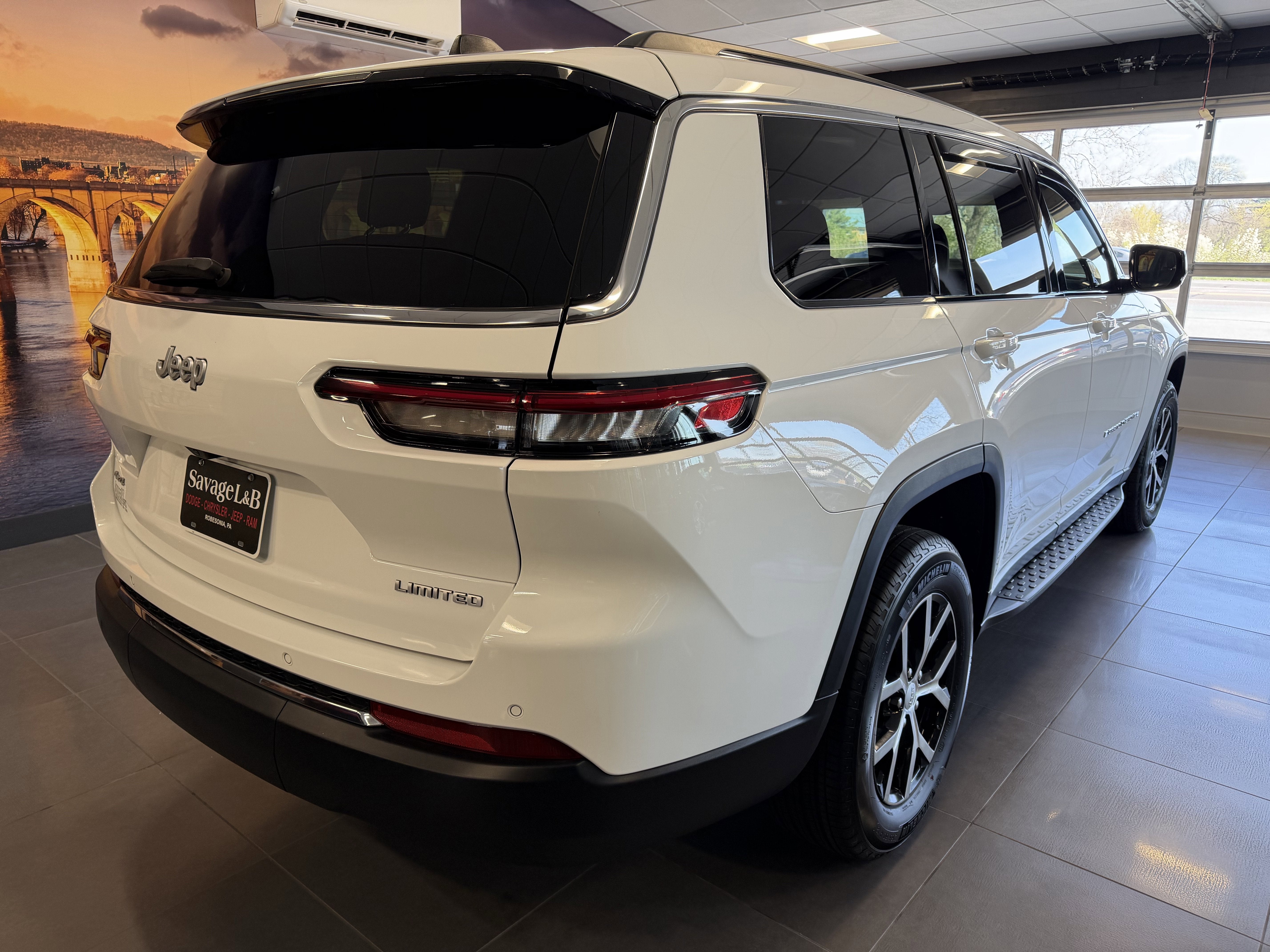 2025 Jeep Grand Cherokee L Limited 4x4