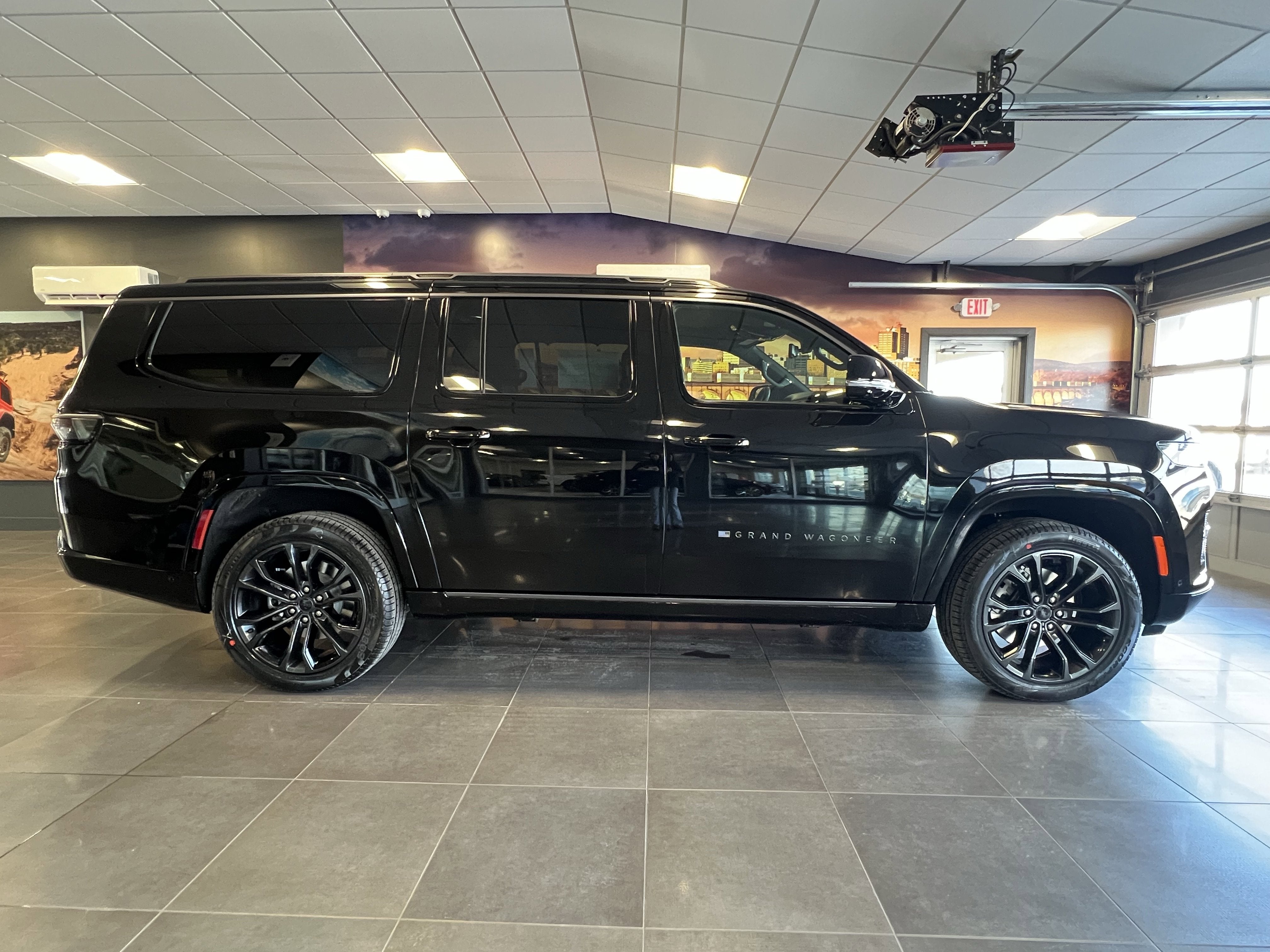 2026 Jeep Grand Wagoneer GRAND WAGONEER L SUMMIT OBSIDIAN 4X4