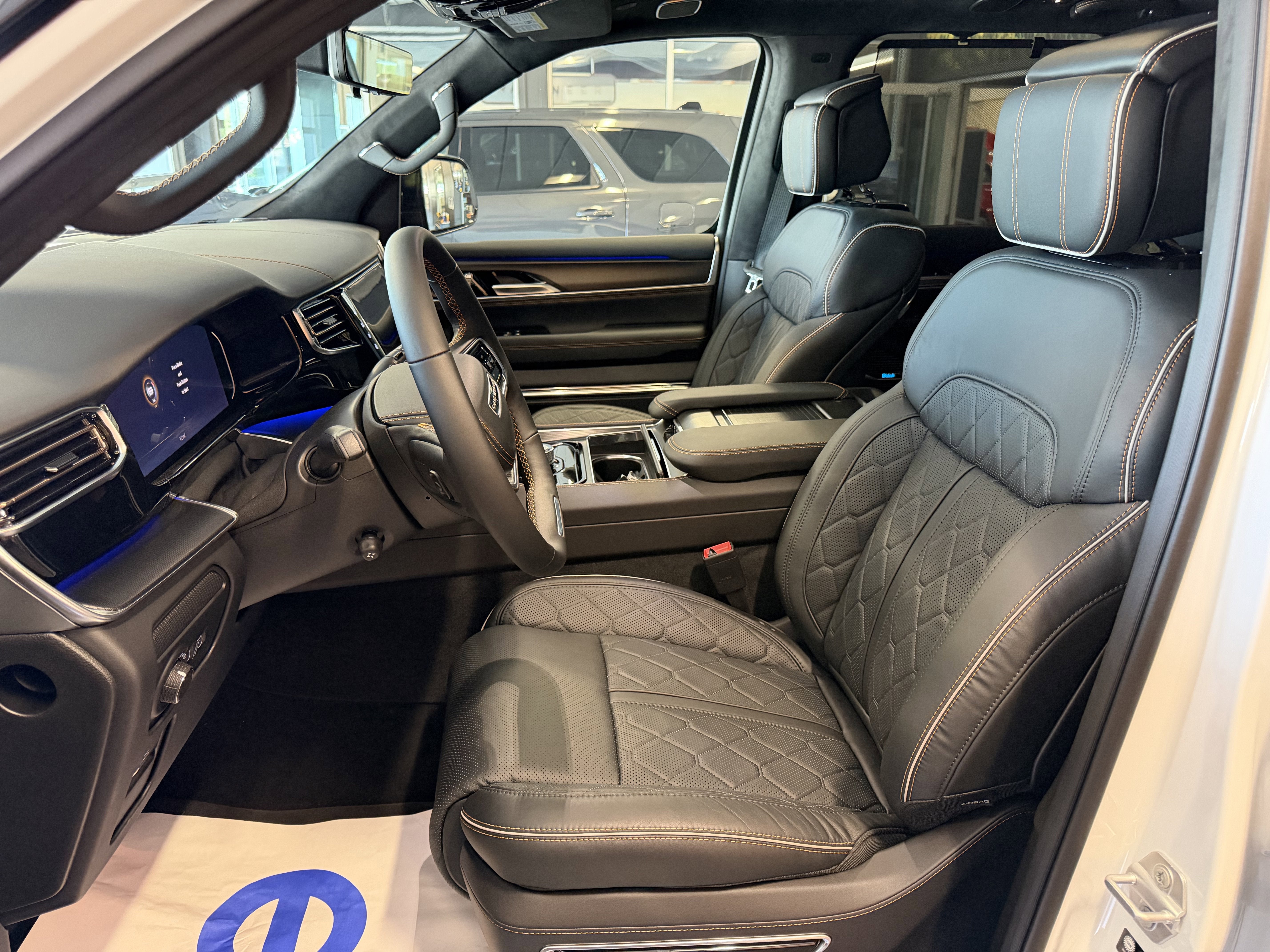 2026 Jeep Grand Wagoneer GRAND WAGONEER L SUMMIT RESERVE 4X4