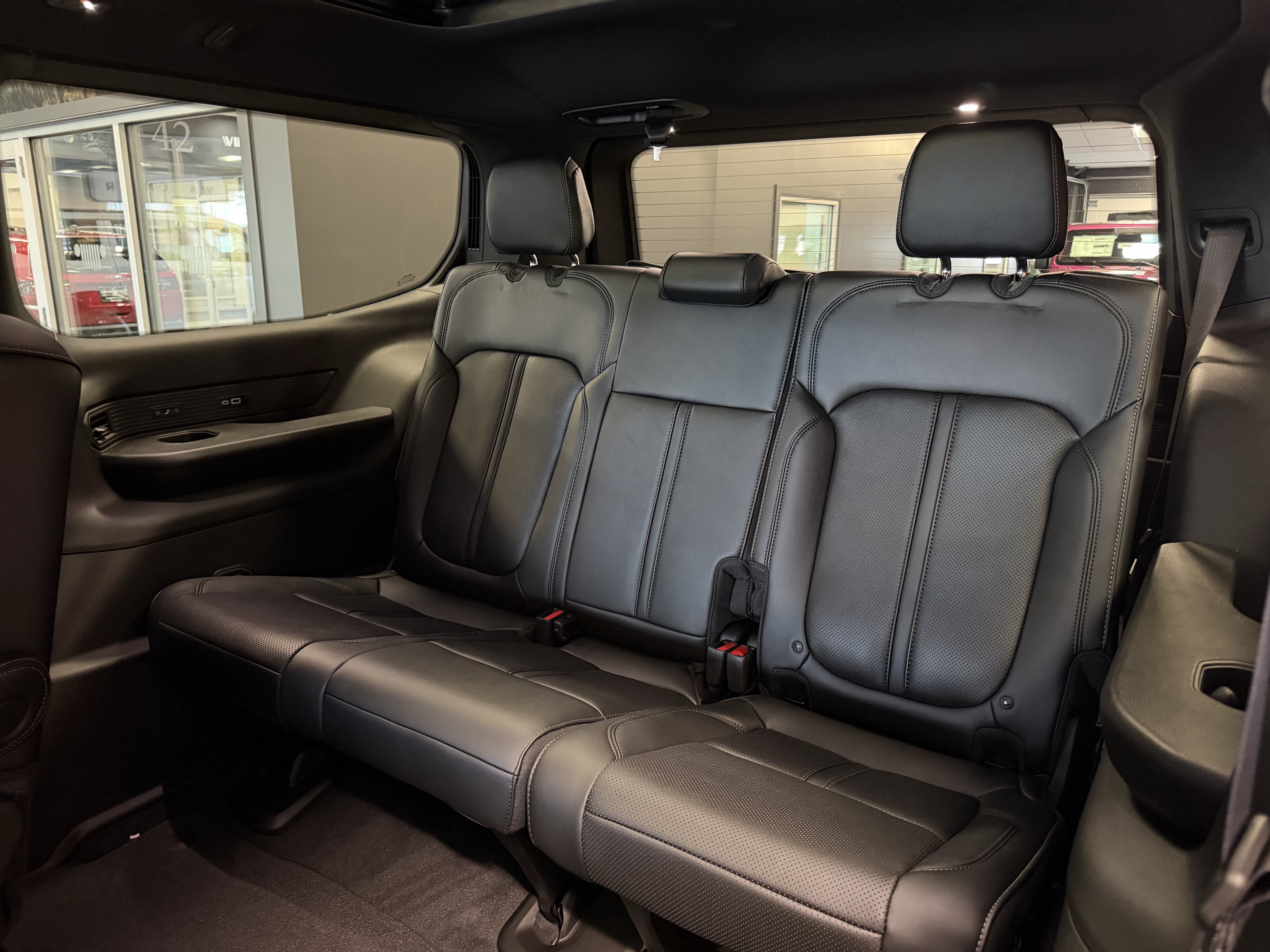 2026 Jeep Grand Wagoneer GRAND WAGONEER LIMITED RESERVE 4X4