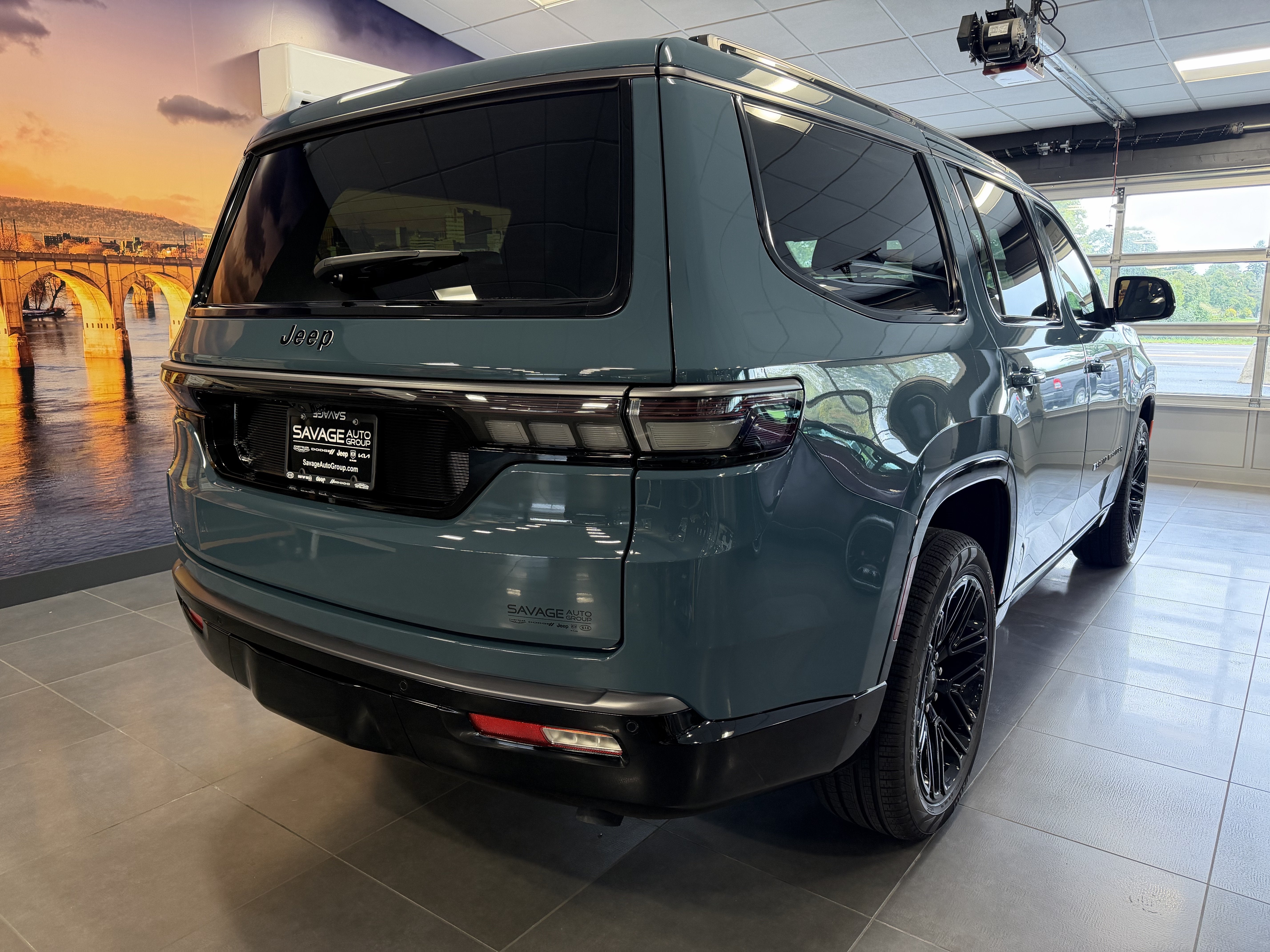 2026 Jeep Grand Wagoneer GRAND WAGONEER LIMITED RESERVE 4X4