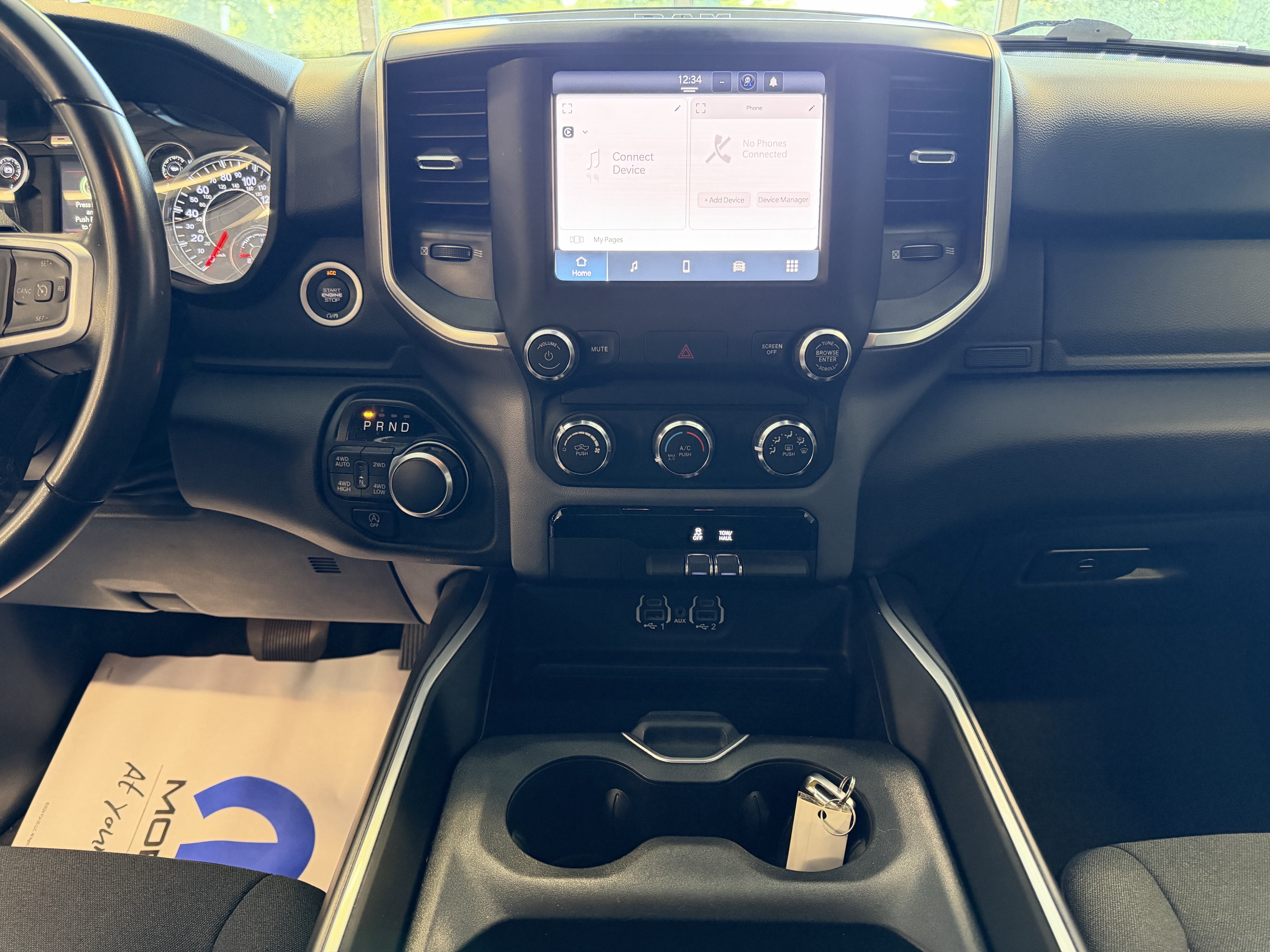 2022 RAM 1500 Big Horn Crew Cab 4x4 5'7' Box