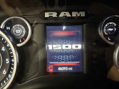 2022 RAM 1500 Big Horn Crew Cab 4x4 5'7' Box