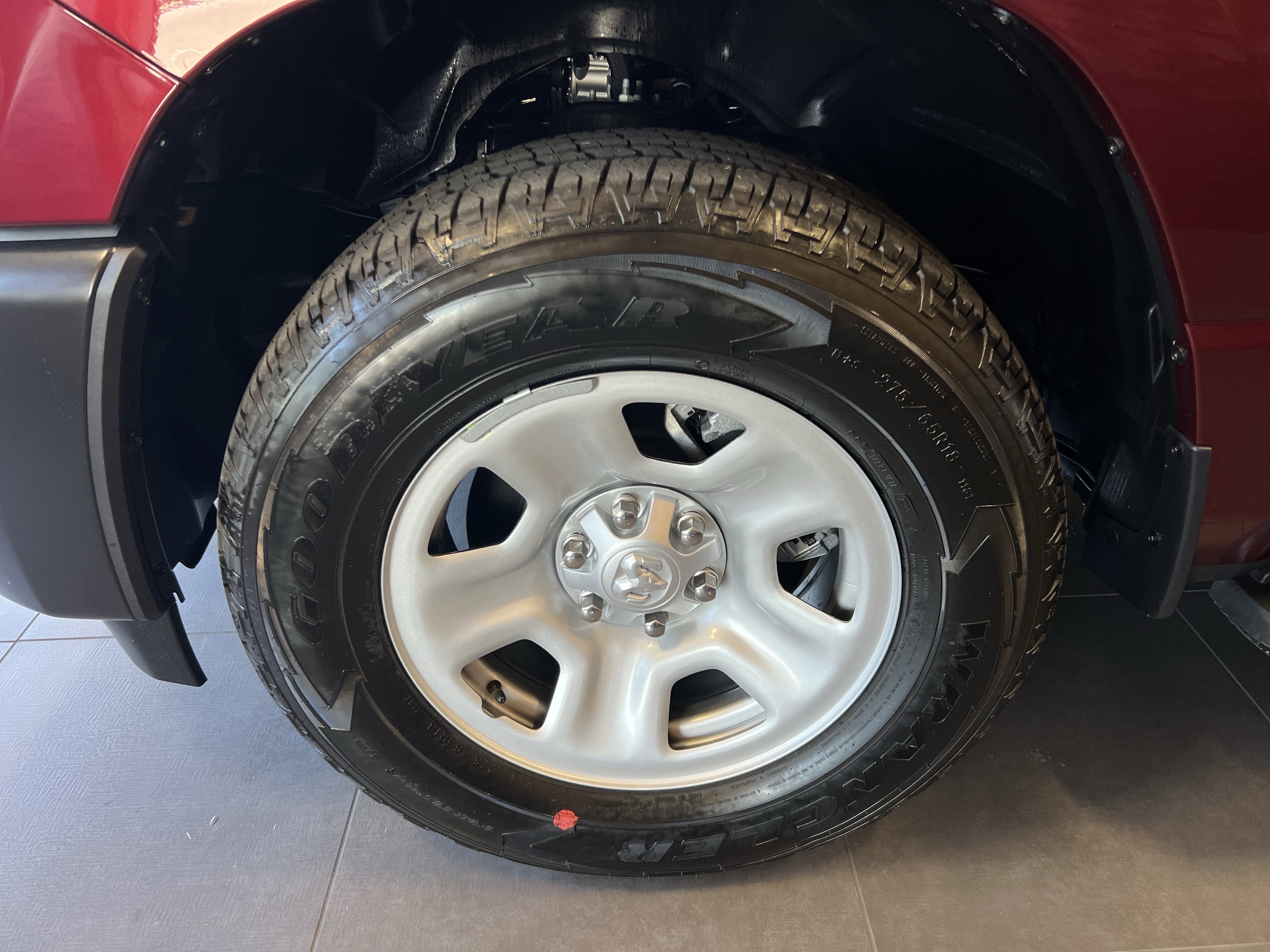 2025 RAM Ram 1500 RAM 1500 TRADESMAN CREW CAB 4X4 5'7' BOX