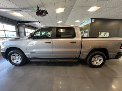 2025 RAM Ram 1500 RAM 1500 TRADESMAN CREW CAB 4X4 5'7' BOX