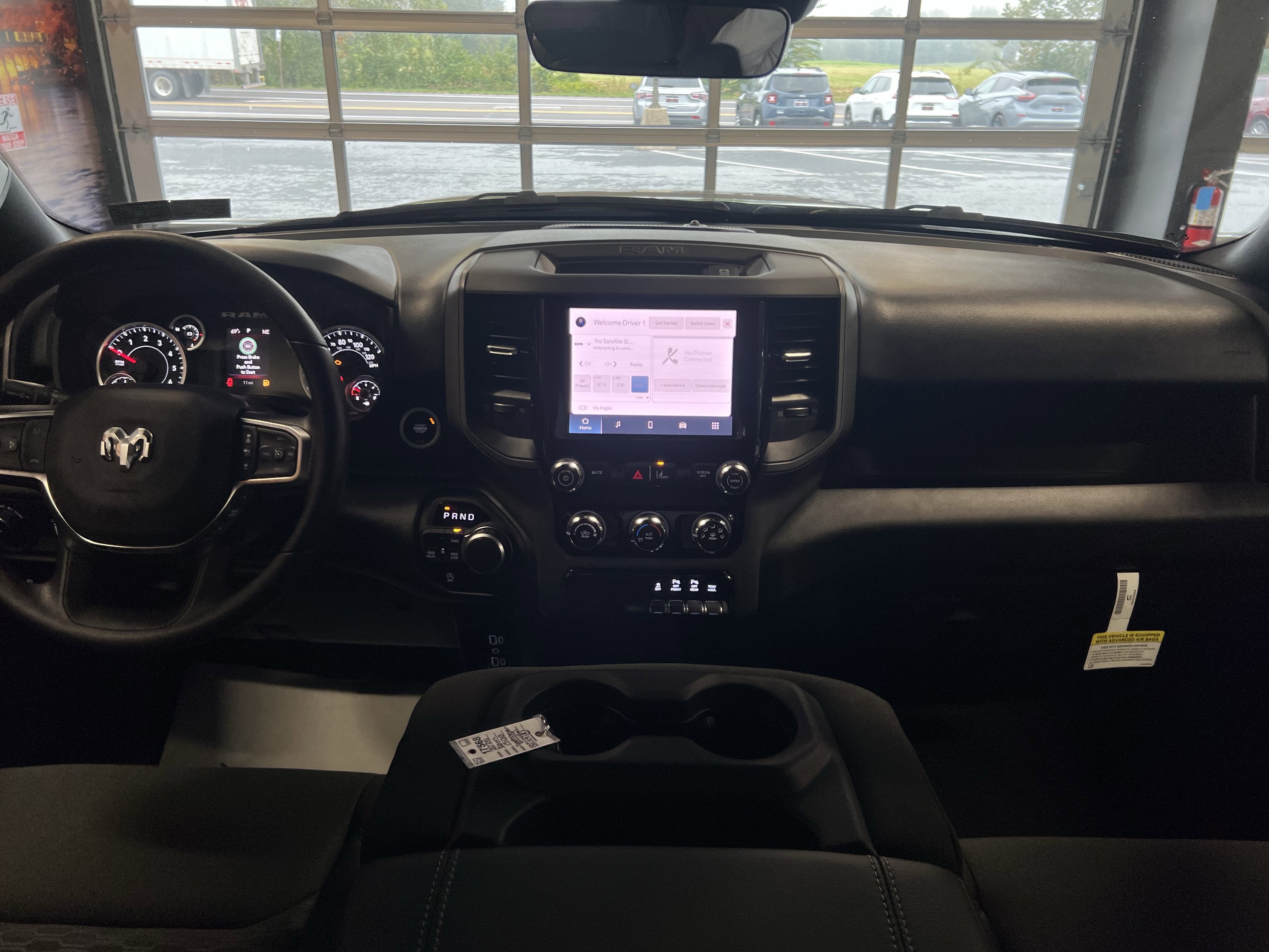 2025 RAM Ram 1500 RAM 1500 TRADESMAN CREW CAB 4X4 5'7' BOX