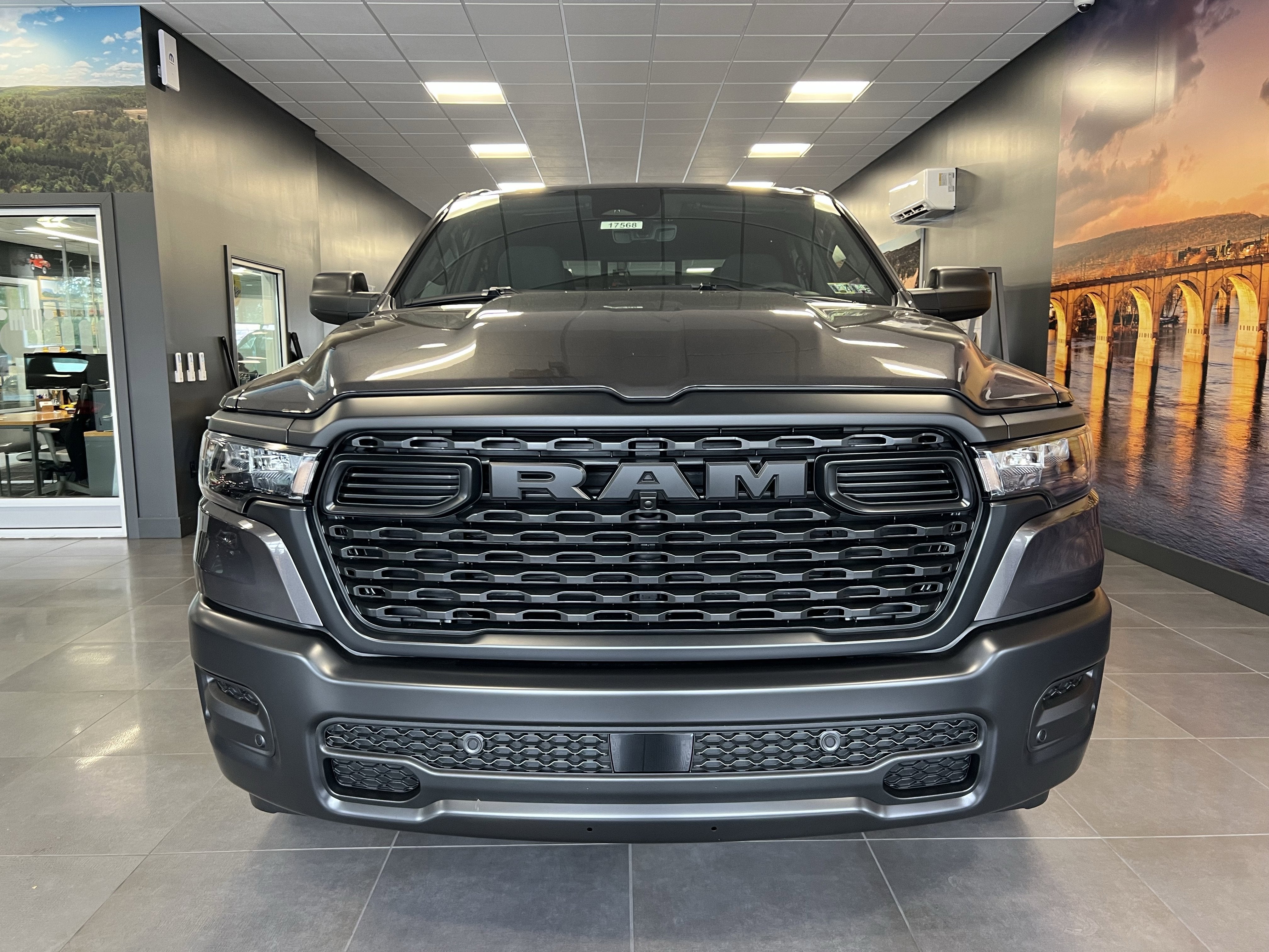 2025 RAM Ram 1500 RAM 1500 TRADESMAN CREW CAB 4X4 5'7' BOX