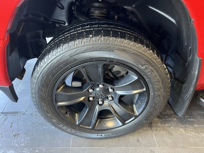 2020 RAM 1500 Big Horn Crew Cab 4x4 5'7' Box