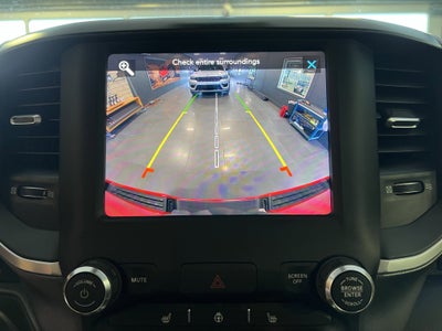 2020 RAM 1500 Big Horn Crew Cab 4x4 5'7' Box