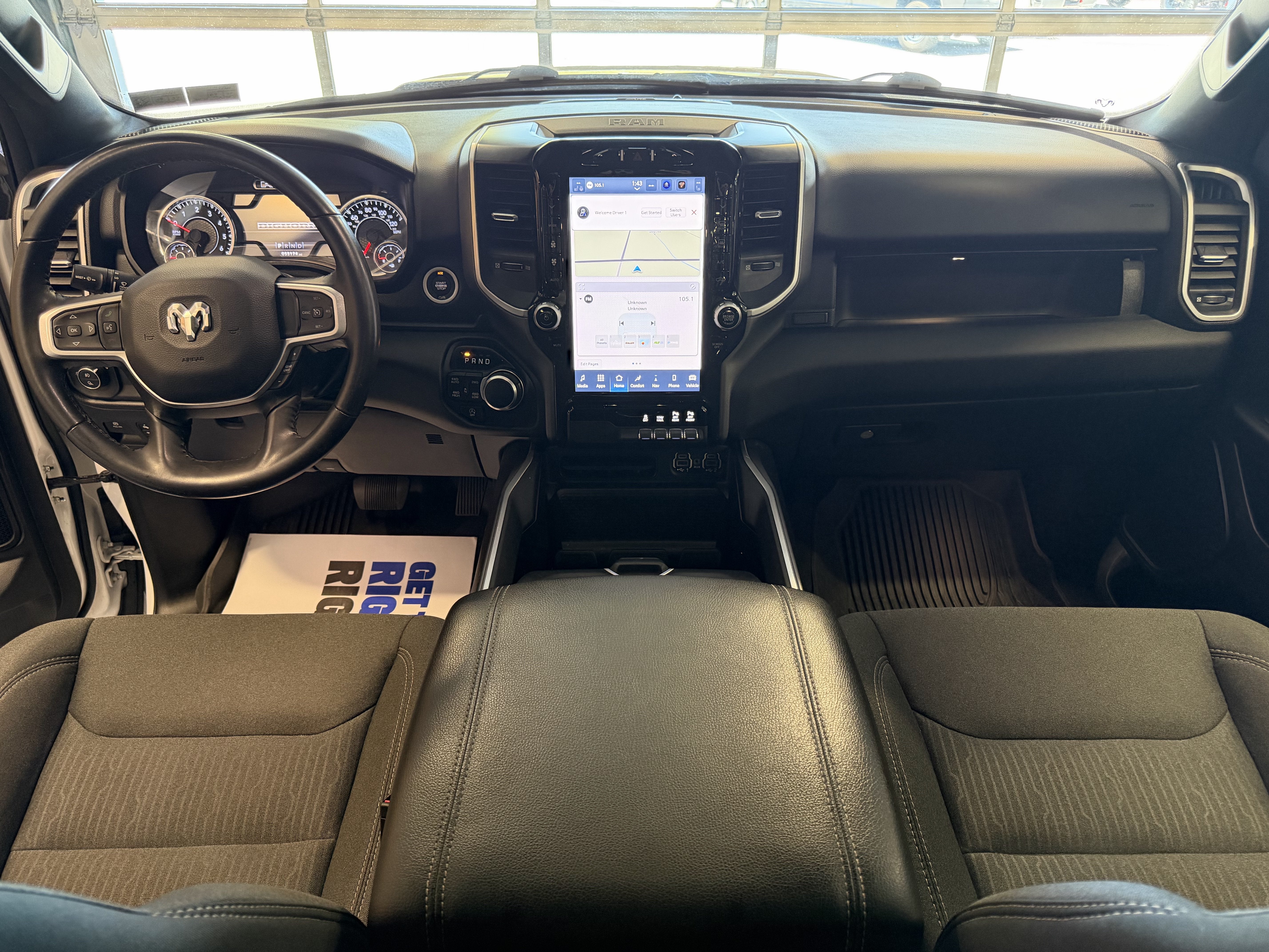 2023 RAM 1500 Big Horn Crew Cab 4x4 5'7' Box