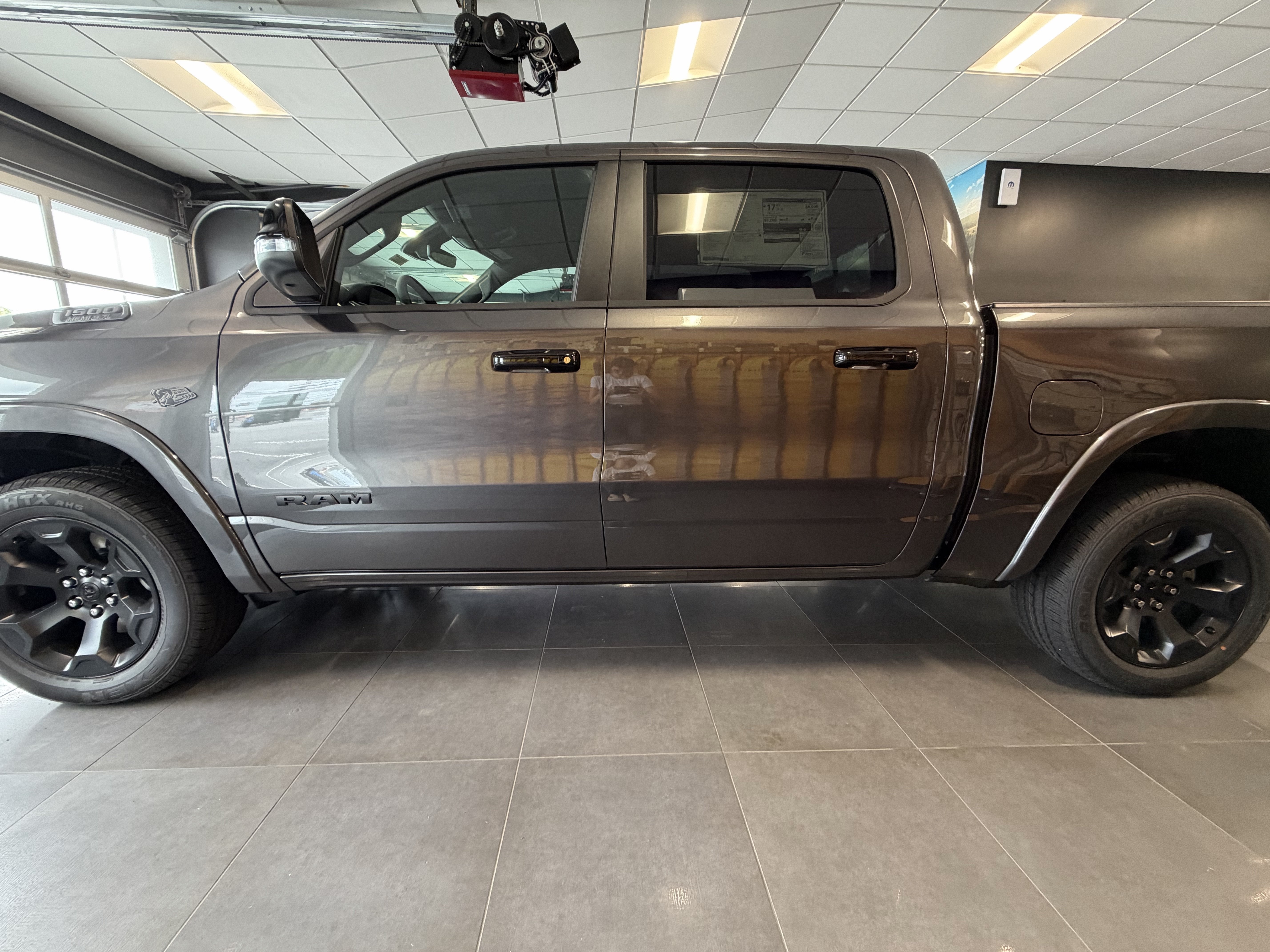 2027 RAM Ram 1500 RAM 1500 BIG HORN CREW CAB 4X4 5'7' BOX