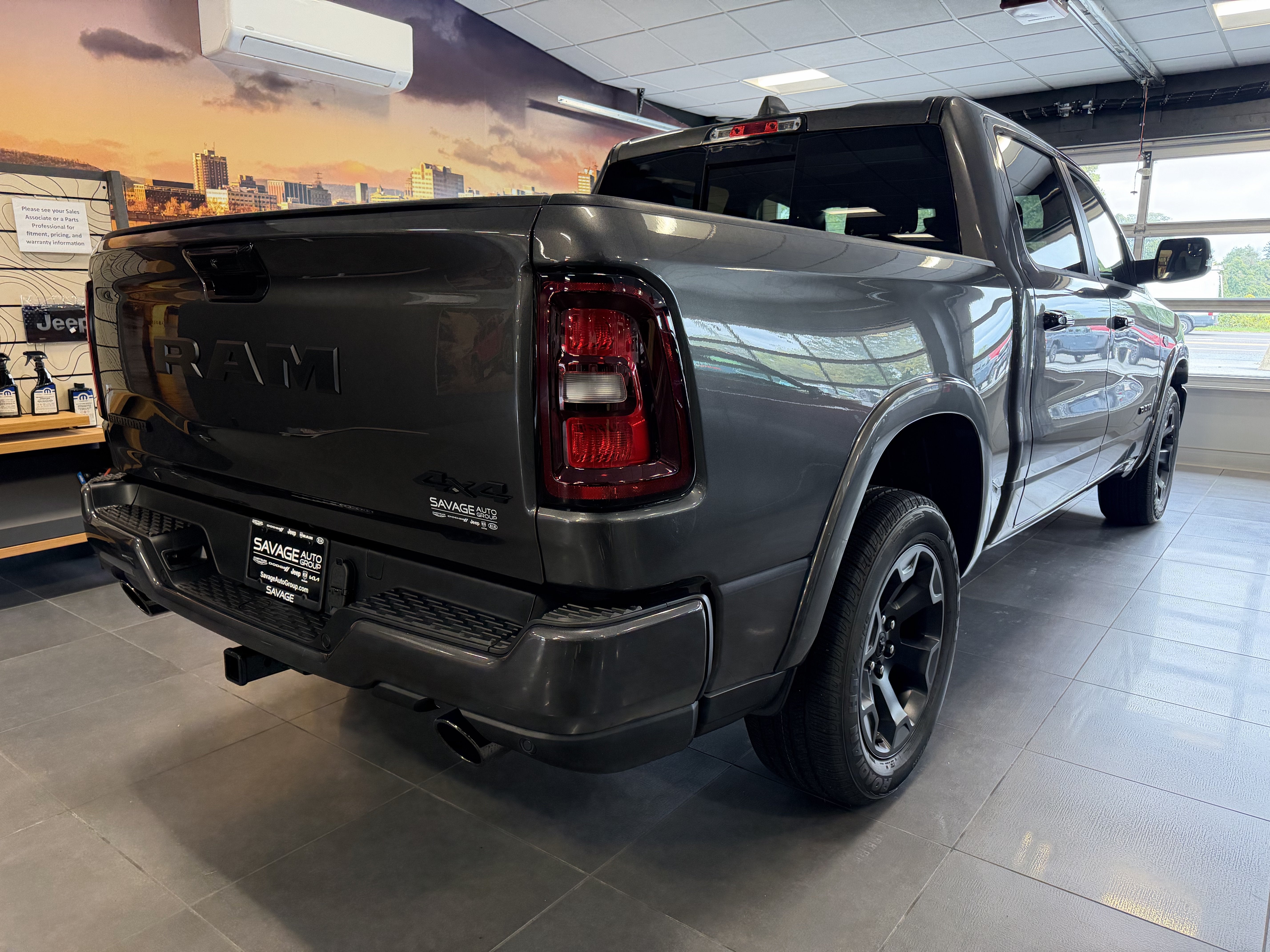2027 RAM Ram 1500 RAM 1500 BIG HORN CREW CAB 4X4 5'7' BOX