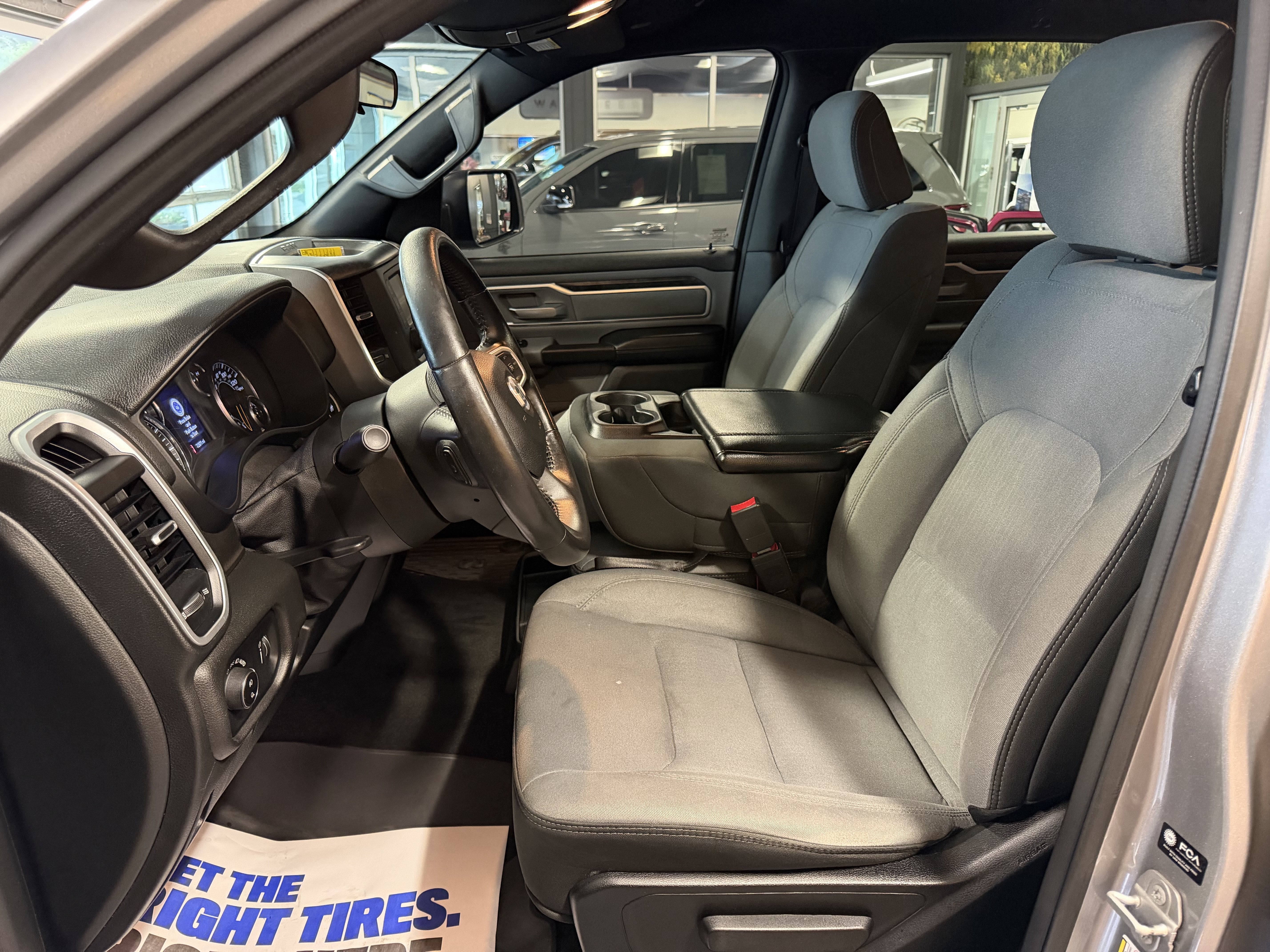 2021 RAM 1500 Big Horn Crew Cab 4x4 5'7' Box