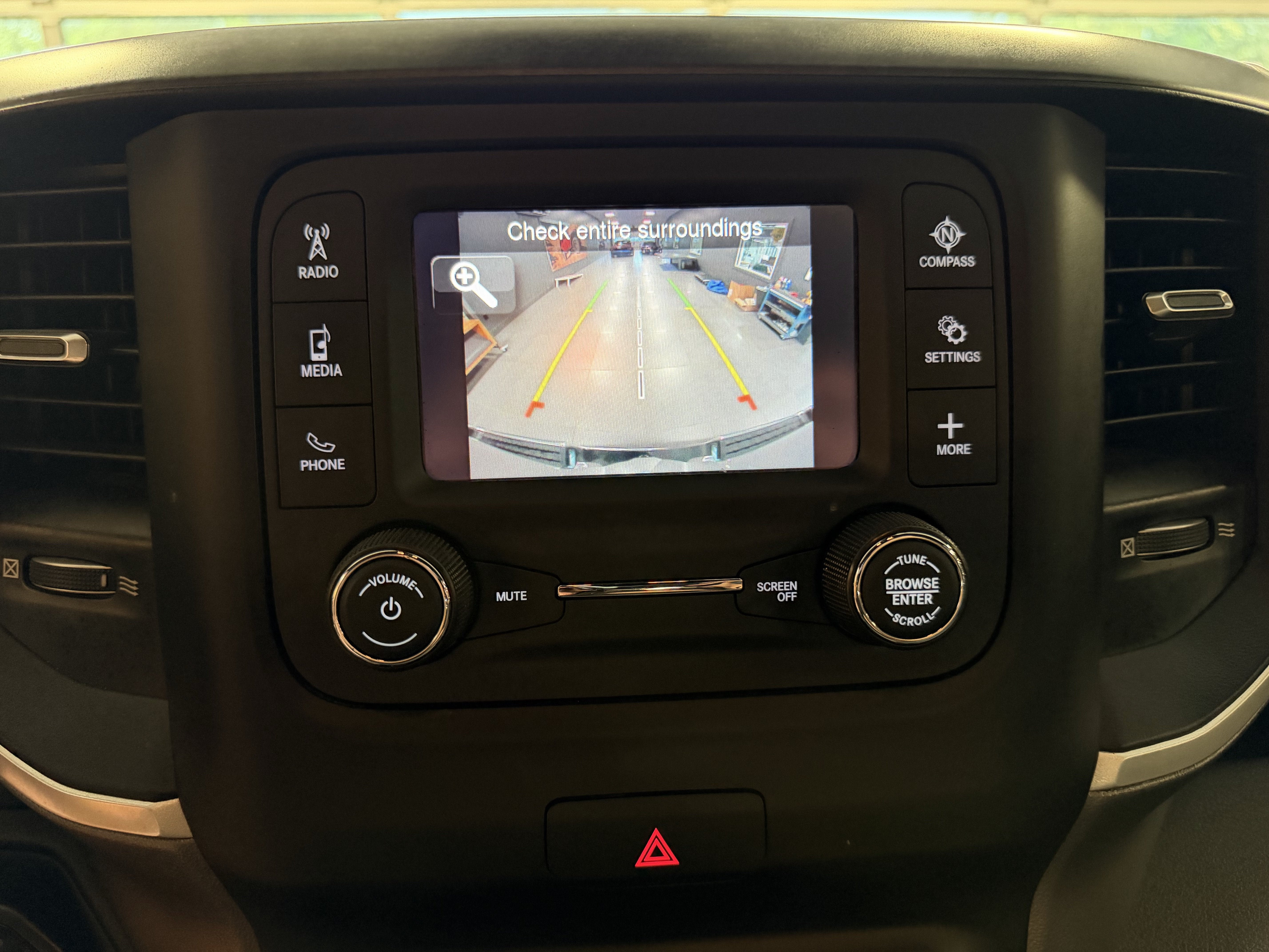 2021 RAM 1500 Big Horn Crew Cab 4x4 5'7' Box