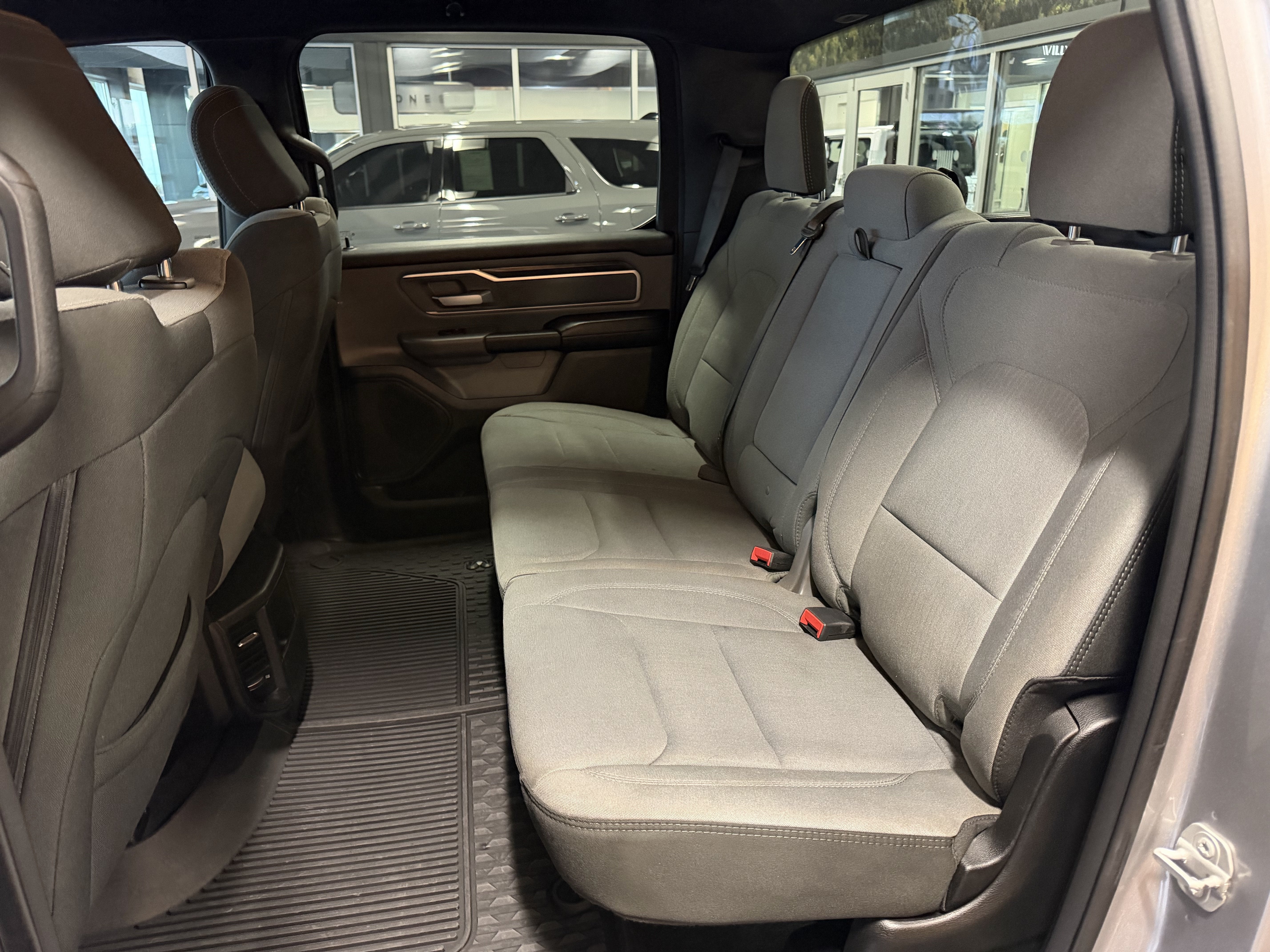 2021 RAM 1500 Big Horn Crew Cab 4x4 5'7' Box