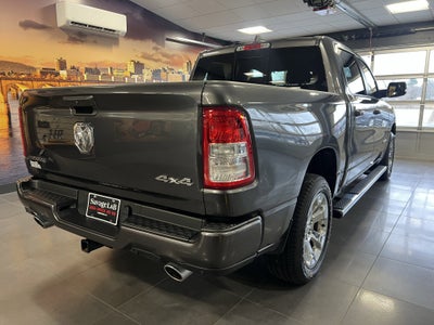 2022 RAM 1500 Big Horn Crew Cab 4x4 5'7' Box