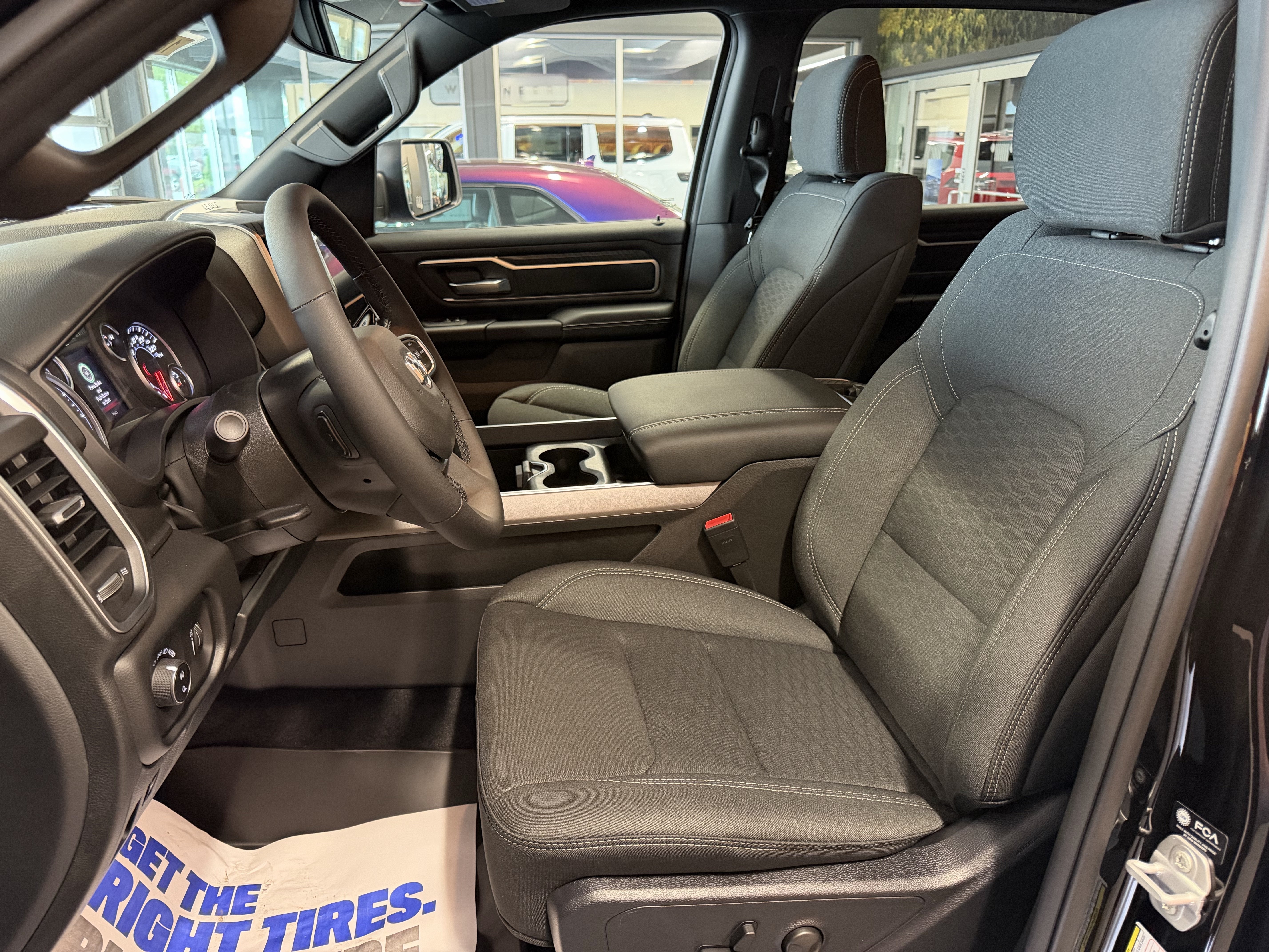 2027 RAM Ram 1500 RAM 1500 BIG HORN CREW CAB 4X4 5'7' BOX