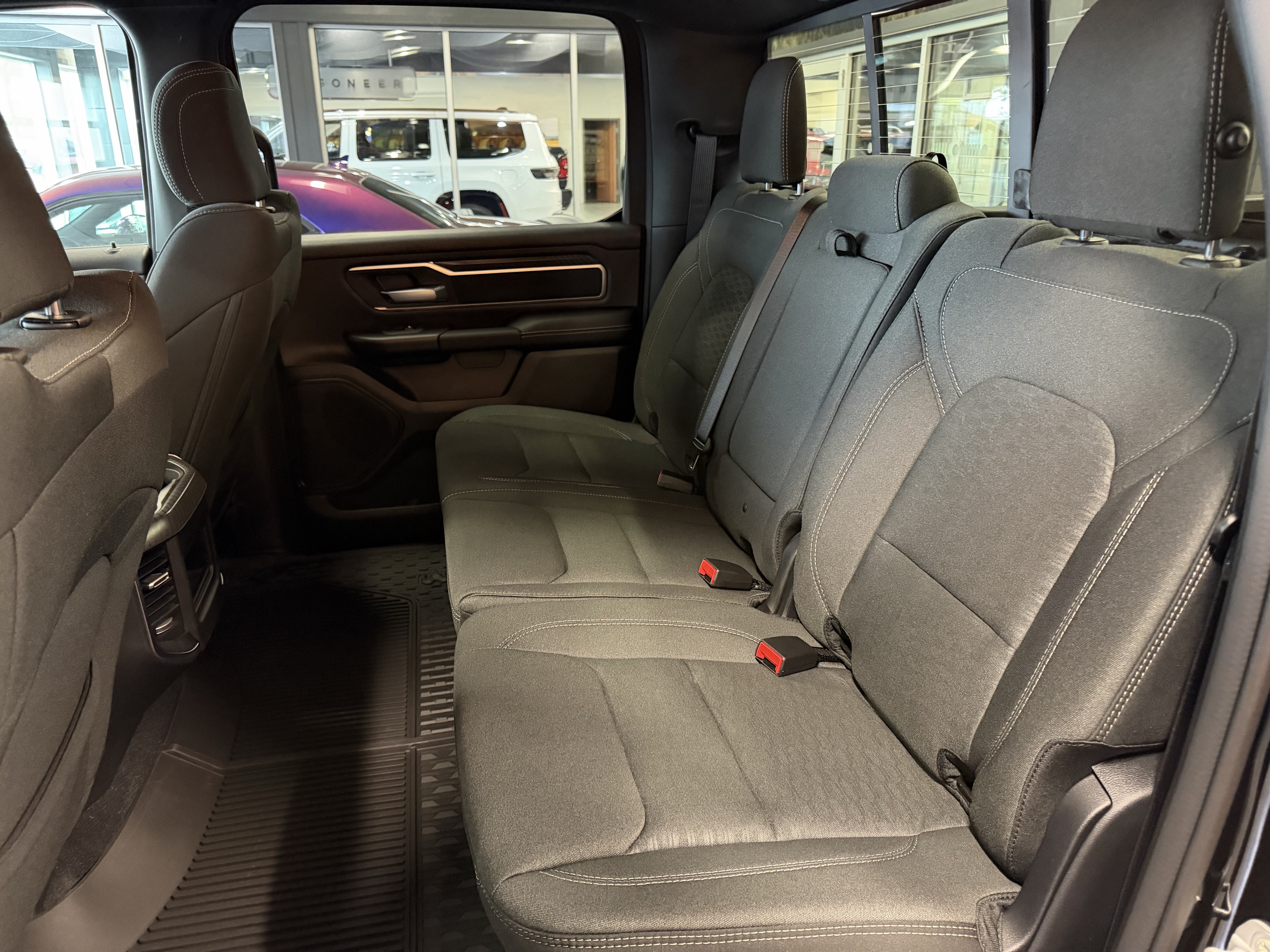 2027 RAM Ram 1500 RAM 1500 BIG HORN CREW CAB 4X4 5'7' BOX