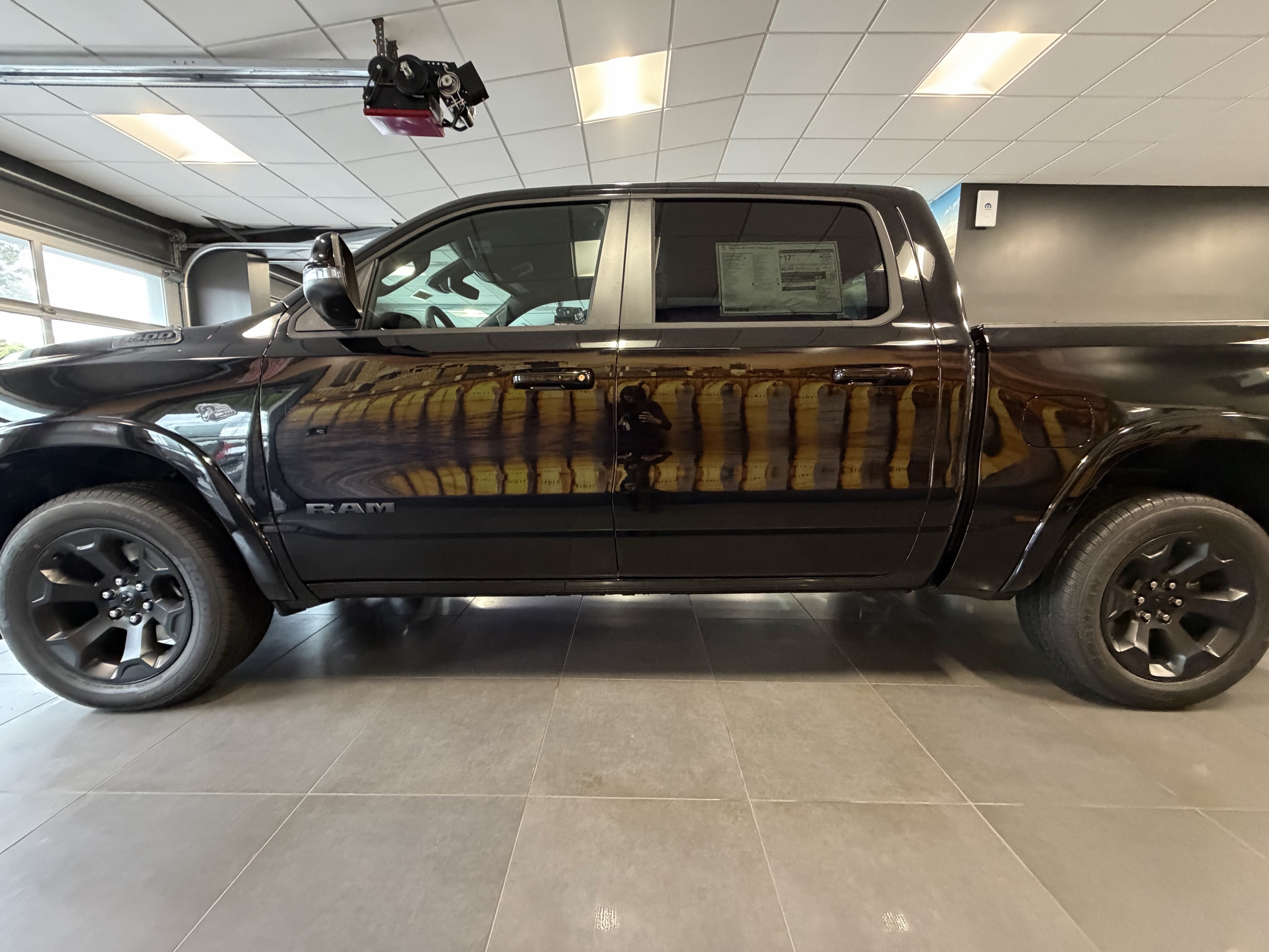 2027 RAM Ram 1500 RAM 1500 BIG HORN CREW CAB 4X4 5'7' BOX