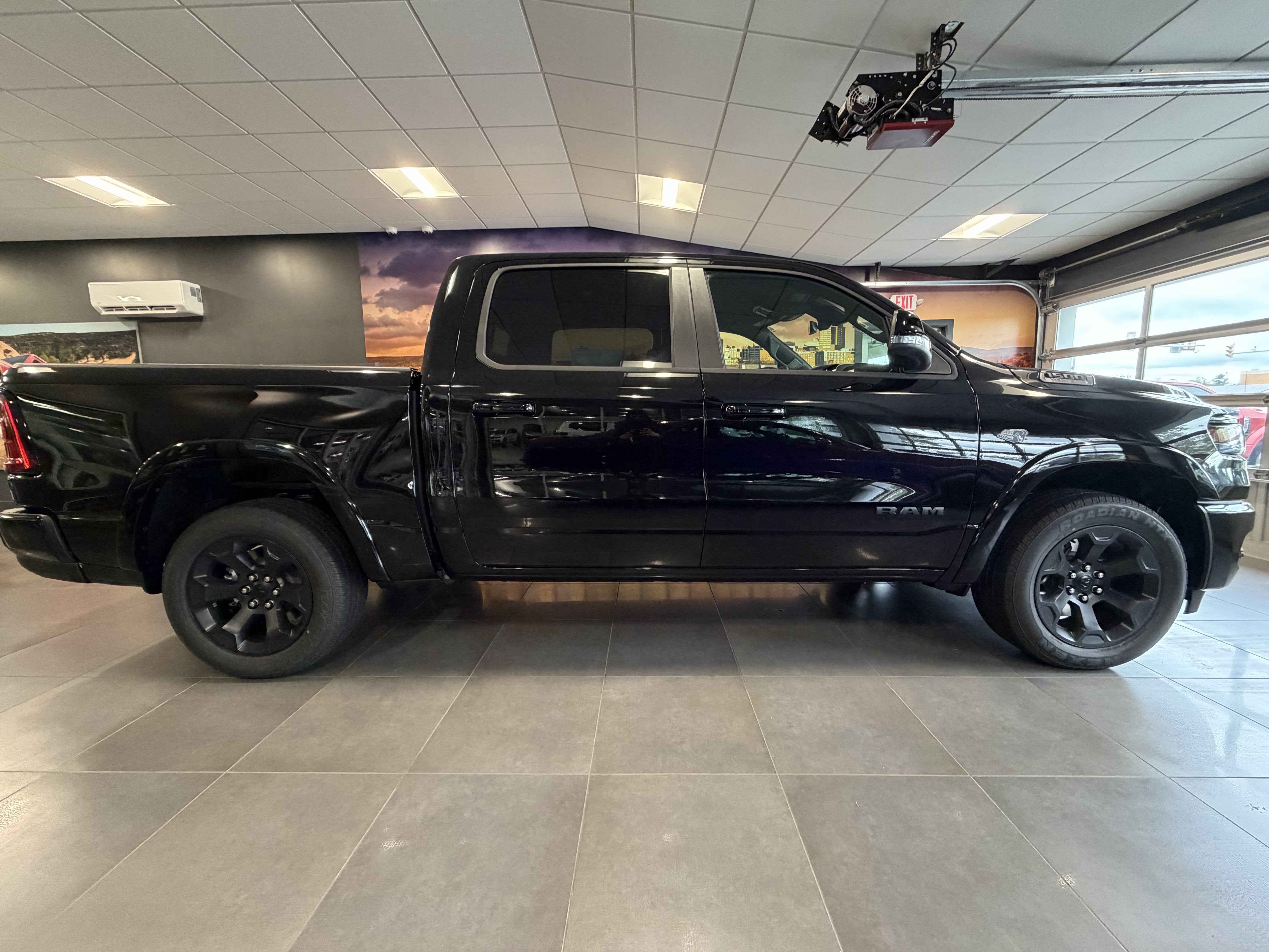 2027 RAM Ram 1500 RAM 1500 BIG HORN CREW CAB 4X4 5'7' BOX