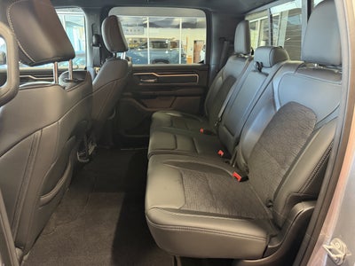 2022 RAM 1500 Big Horn Crew Cab 4x4 5'7' Box