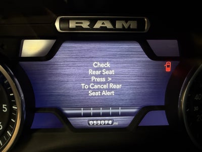 2023 RAM 1500 Big Horn Crew Cab 4x4 5'7' Box