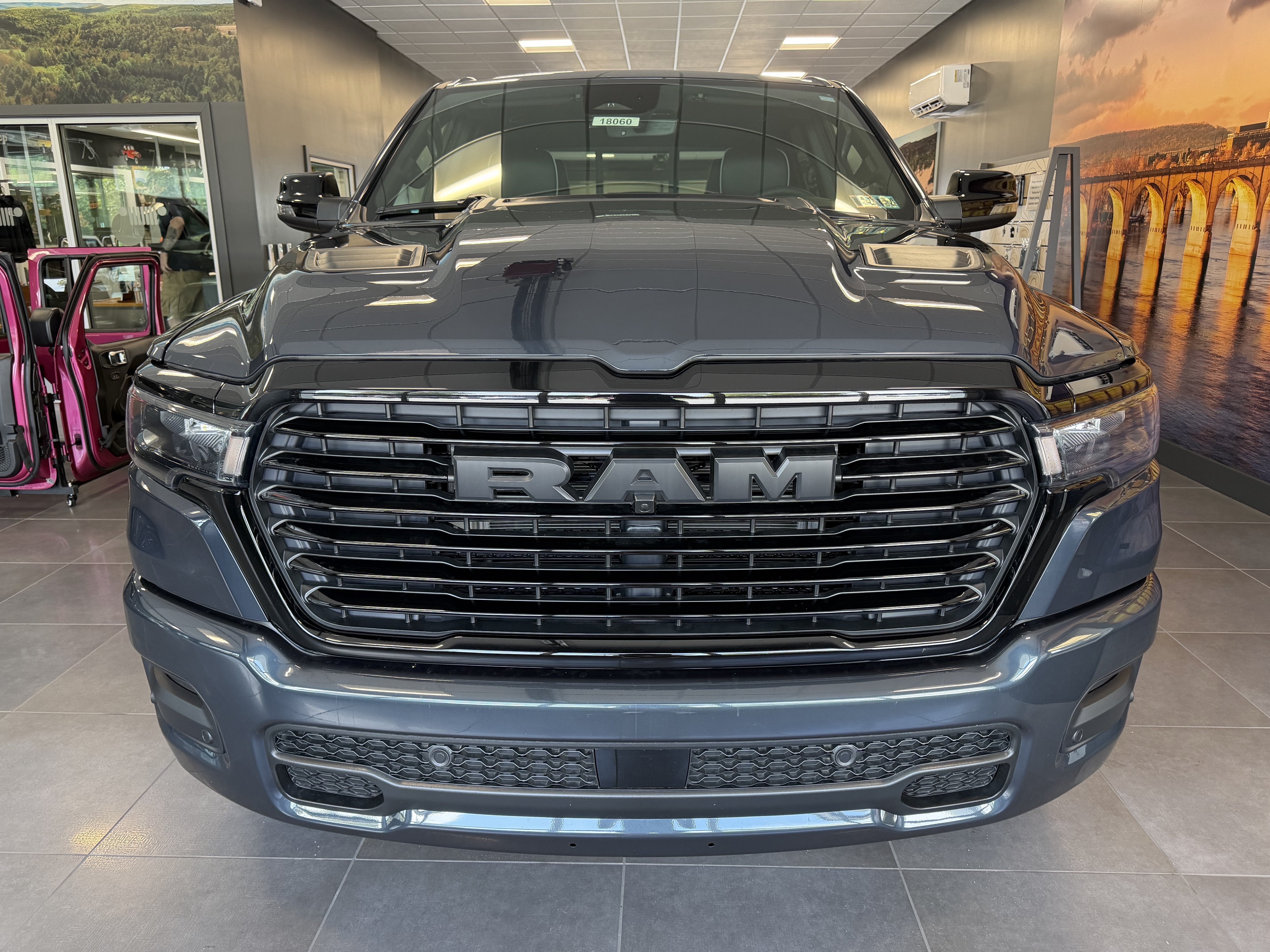 2026 RAM Ram 1500 RAM 1500 LARAMIE CREW CAB 4X4 5'7' BOX