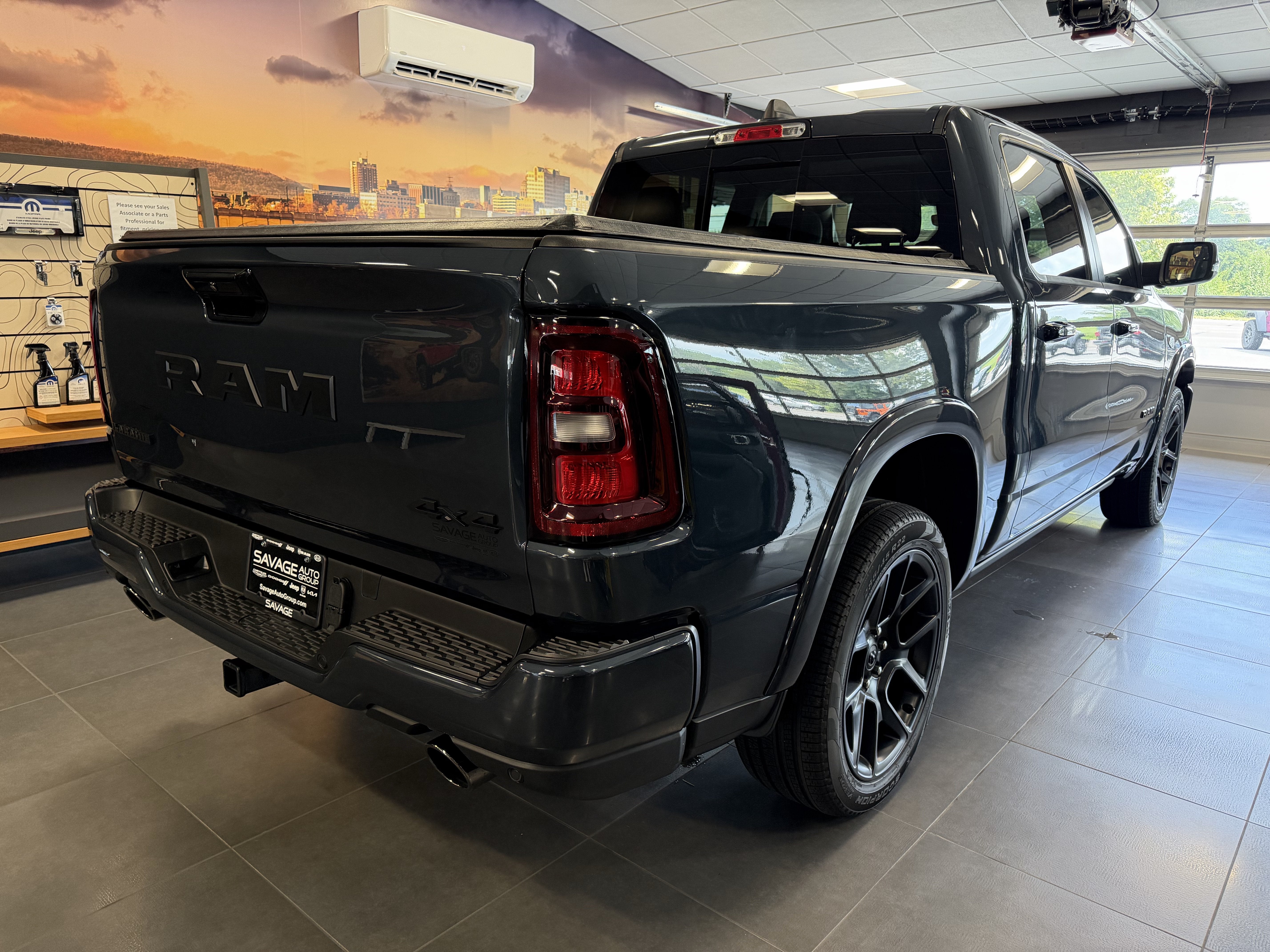 2026 RAM Ram 1500 RAM 1500 LARAMIE CREW CAB 4X4 5'7' BOX
