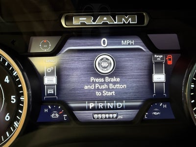 2024 RAM 1500 Laramie Crew Cab 4x4 5'7' Box