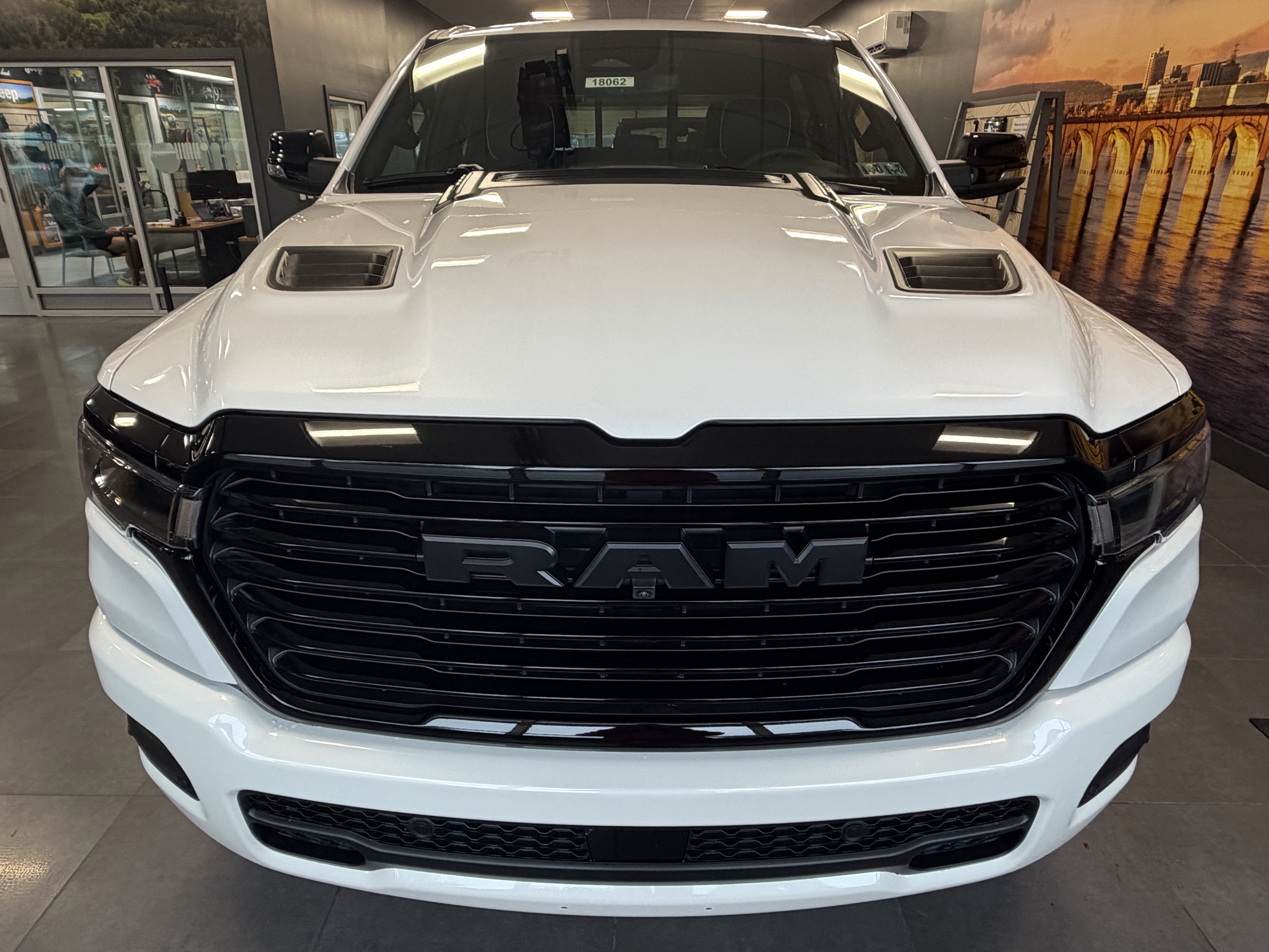 2027 RAM Ram 1500 RAM 1500 LARAMIE CREW CAB 4X4 5'7' BOX