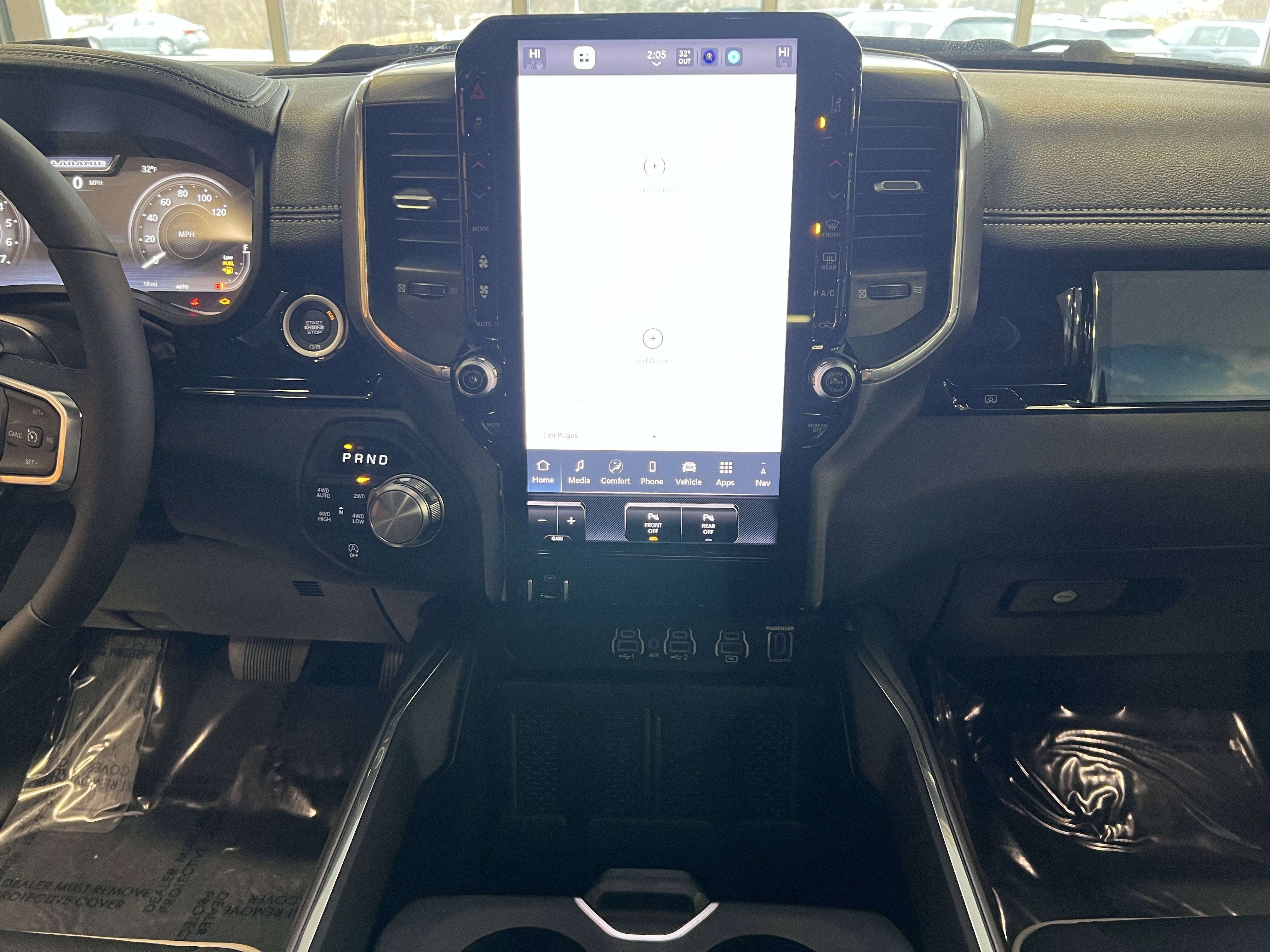 2026 RAM Ram 1500 RAM 1500 LARAMIE CREW CAB 4X4 5'7' BOX