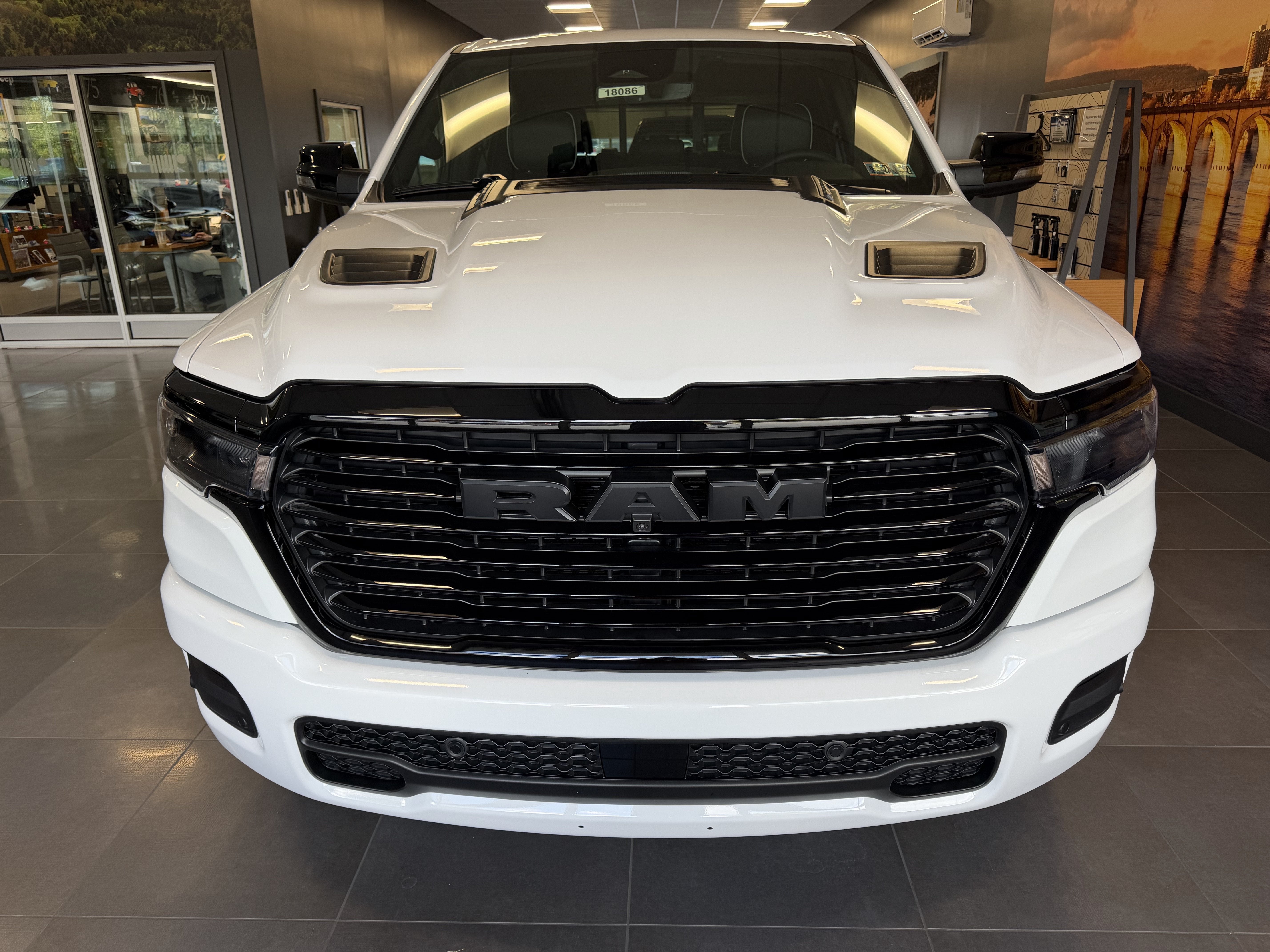 2027 RAM Ram 1500 RAM 1500 LARAMIE CREW CAB 4X4 5'7' BOX