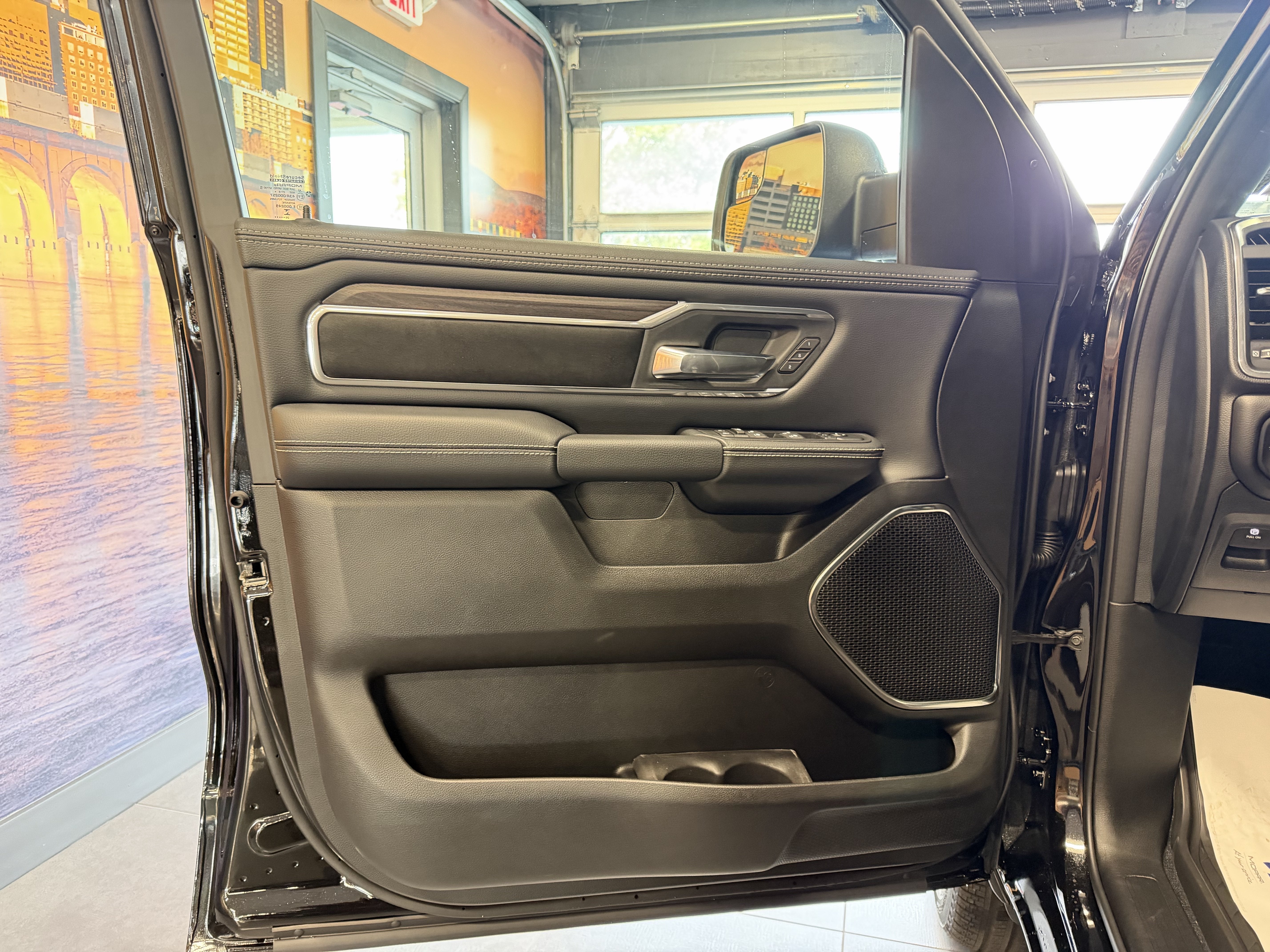 2027 RAM Ram 1500 RAM 1500 LARAMIE CREW CAB 4X4 5'7' BOX