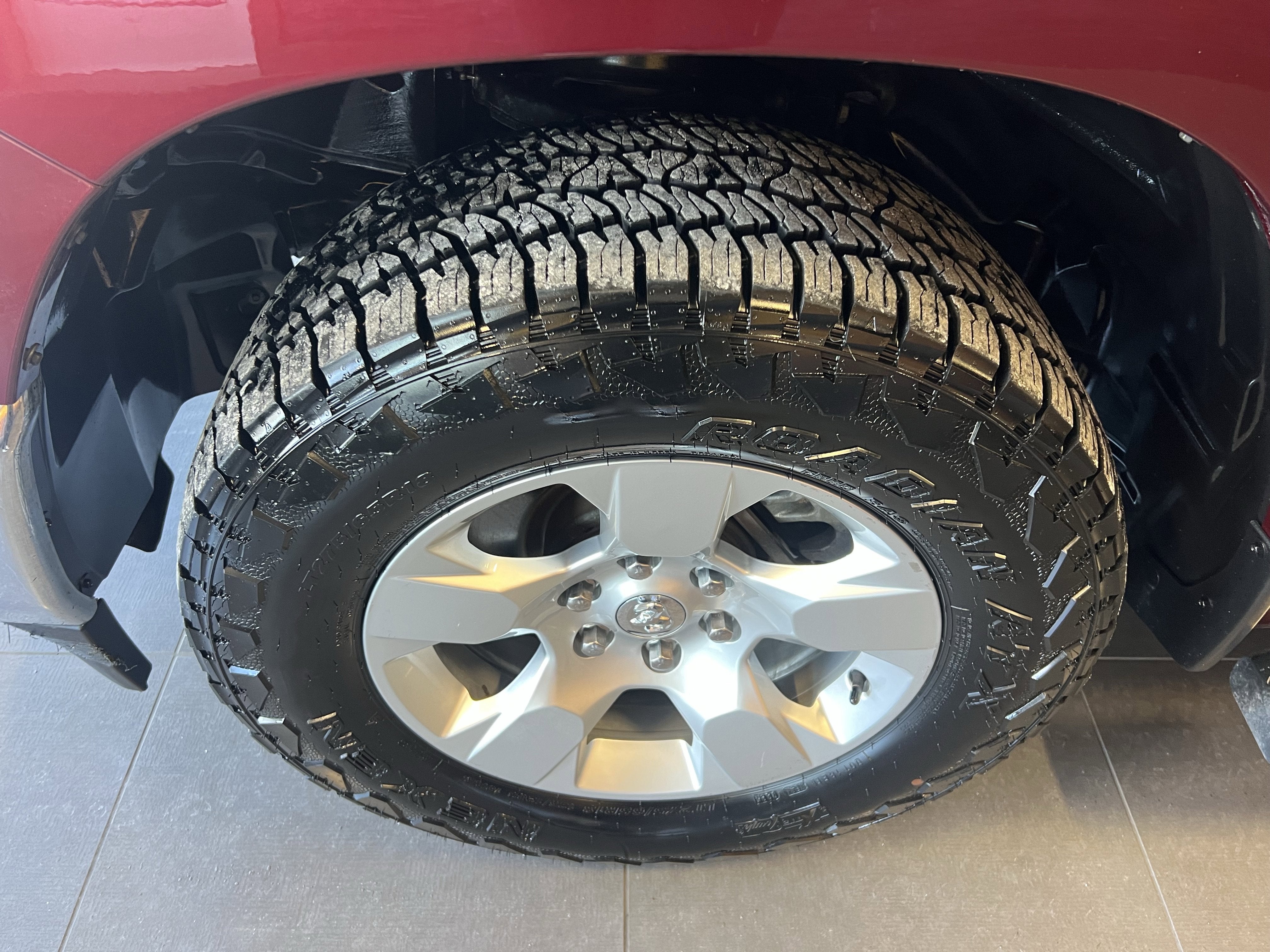 2021 RAM 1500 Big Horn Crew Cab 4x4 6'4' Box