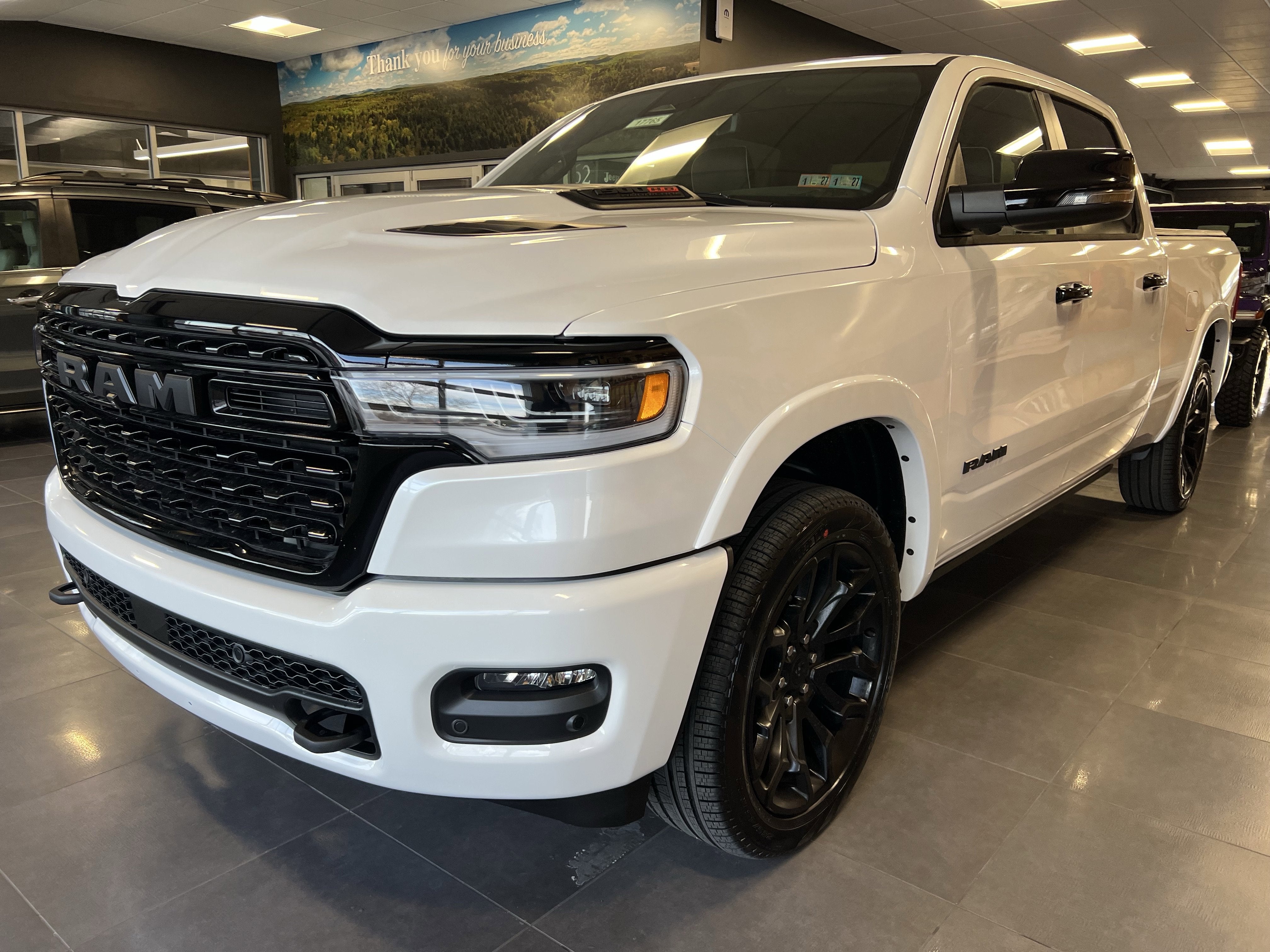 2026 RAM Ram 1500 RAM 1500 LIMITED CREW CAB 4X4 6'4' BOX