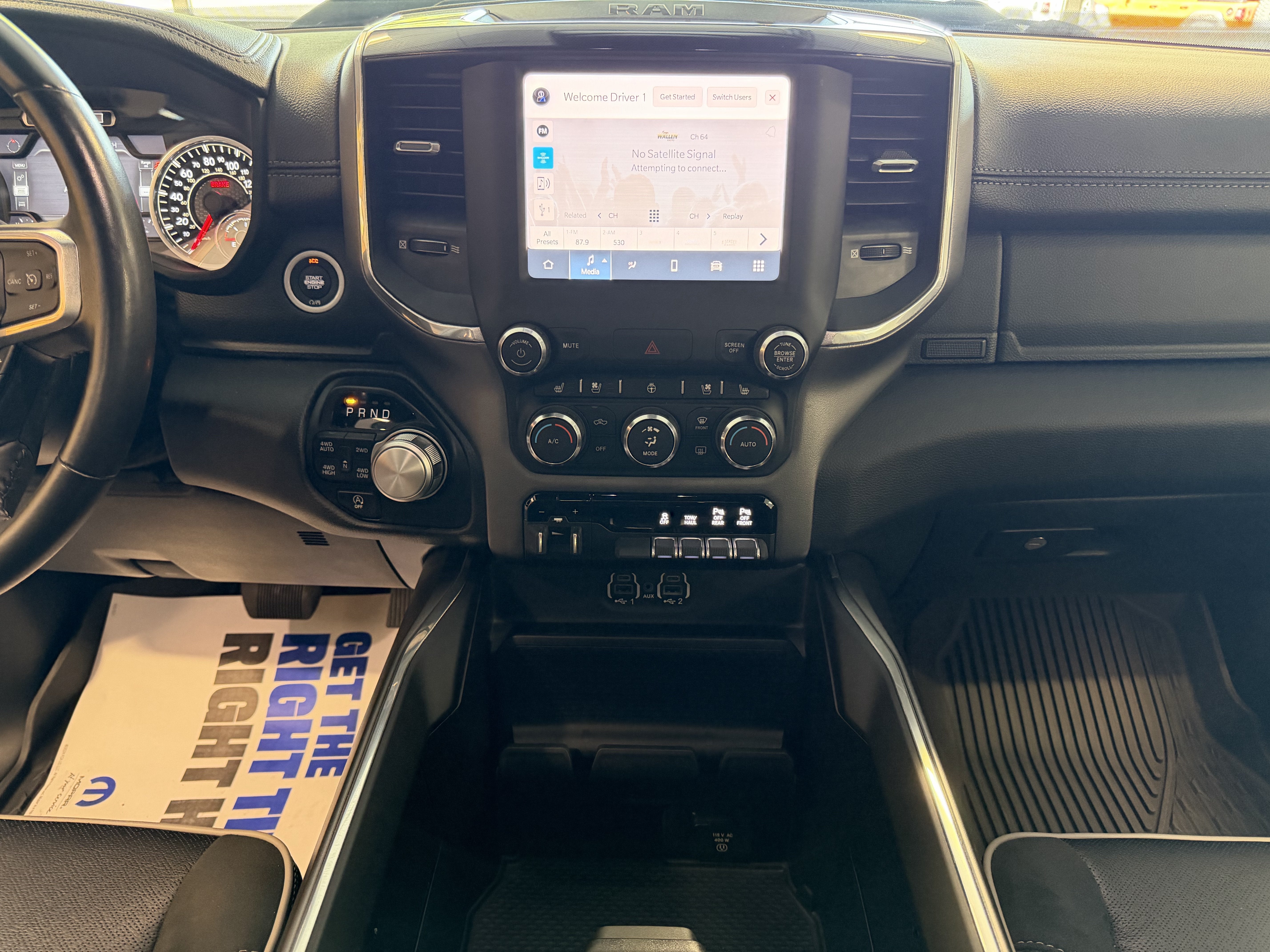 2022 RAM 1500 Laramie Crew Cab 4x4 6'4' Box