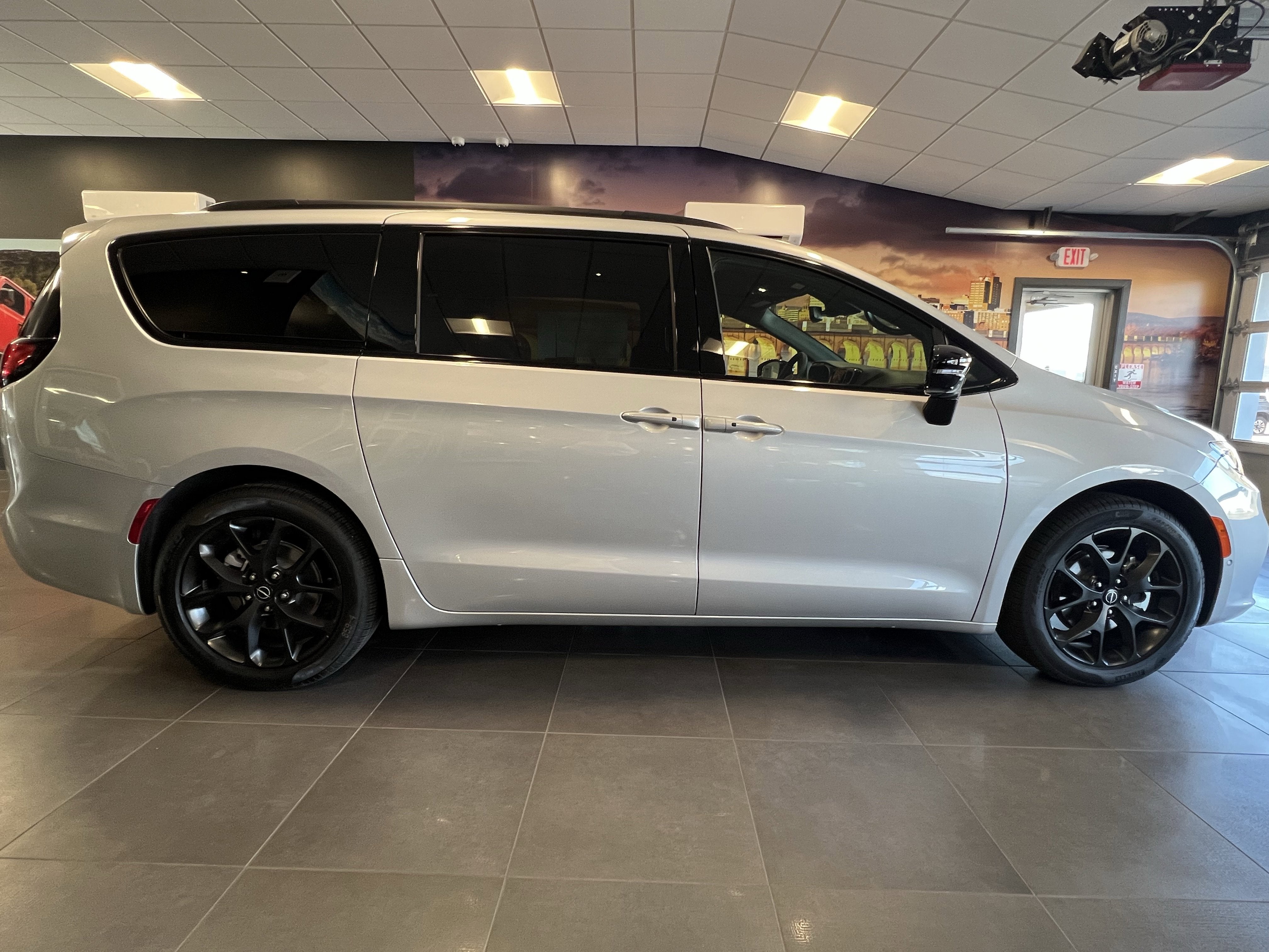 2026 Chrysler Pacifica PACIFICA SELECT