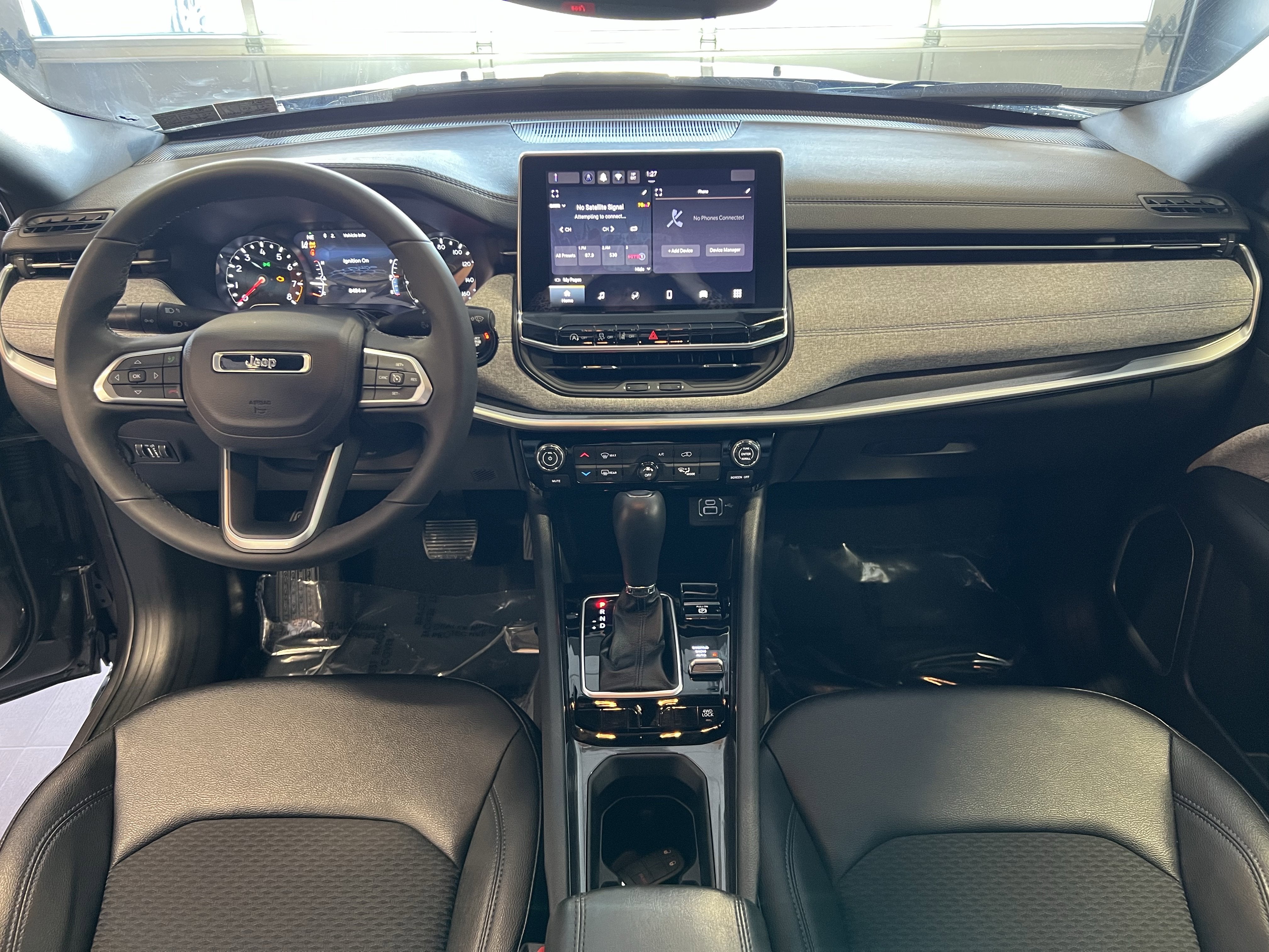 2024 Jeep Compass COMPASS LATITUDE 4X4