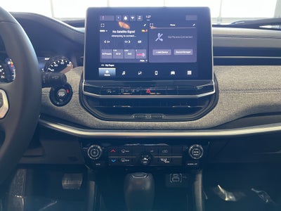 2024 Jeep Compass COMPASS LATITUDE 4X4