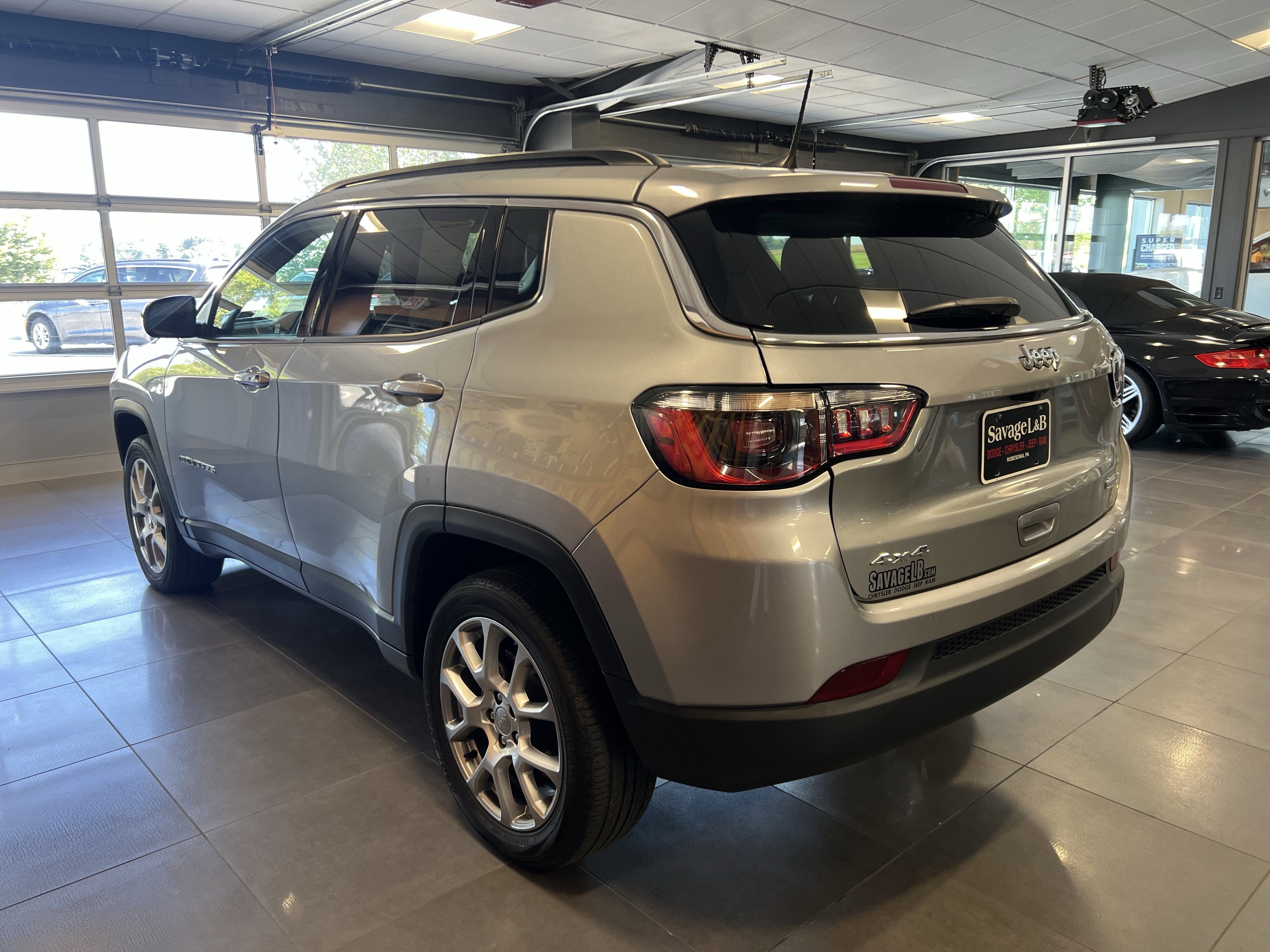 2022 Jeep Compass Latitude Lux 4x4