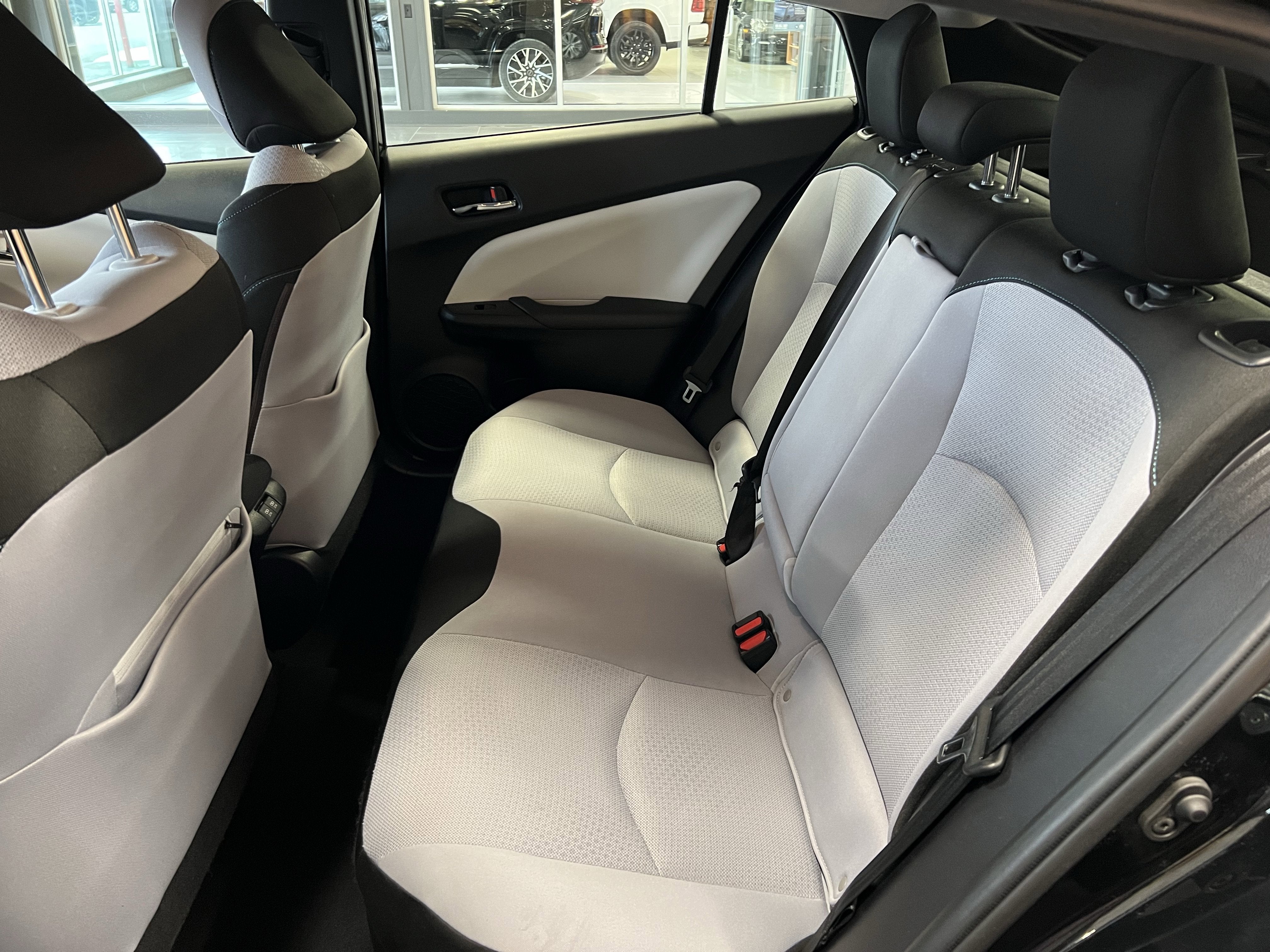 2019 Toyota Prius LE