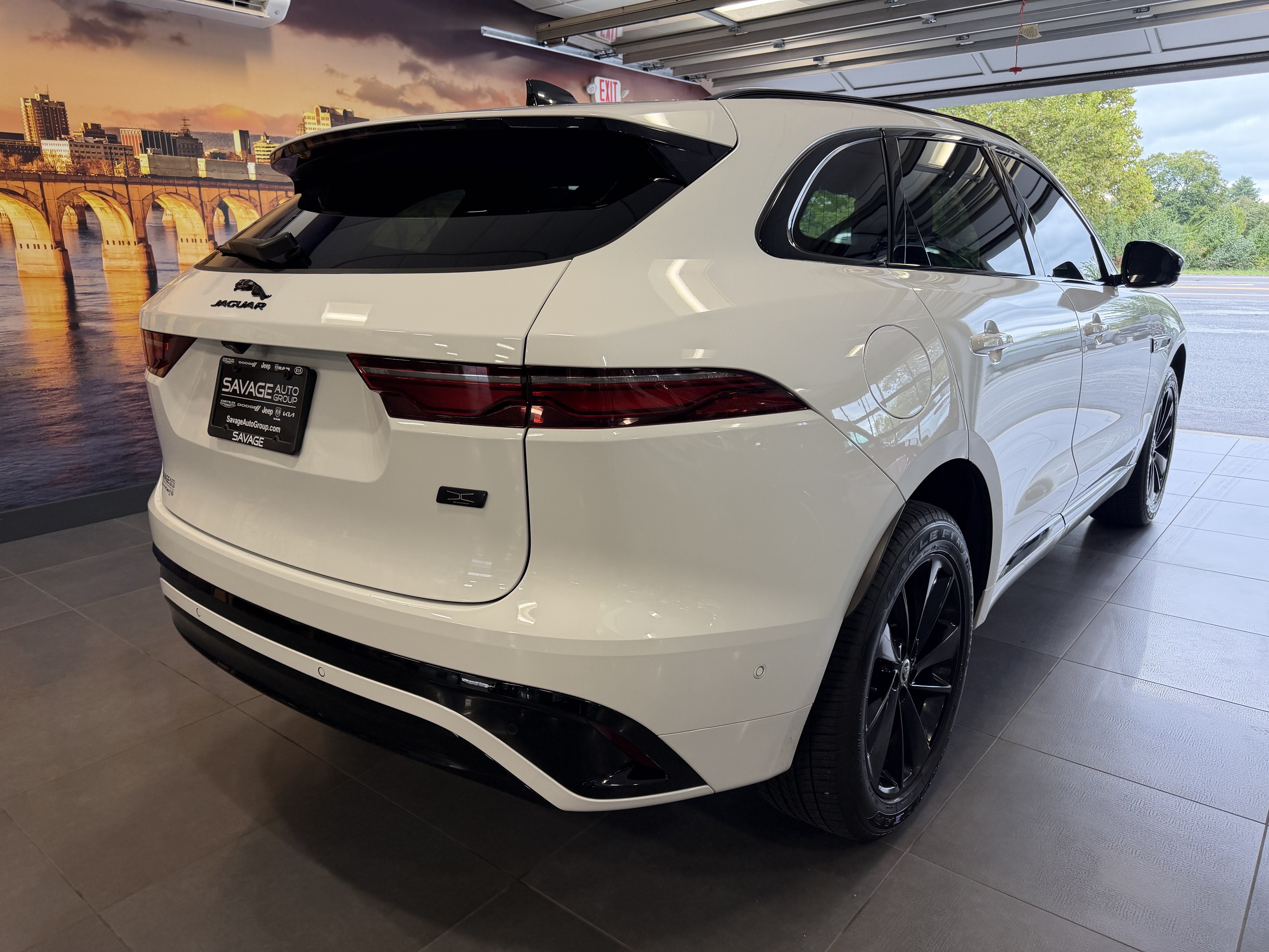 2026 Jaguar F-PACE R-Dynamic S P250 AWD Automatic