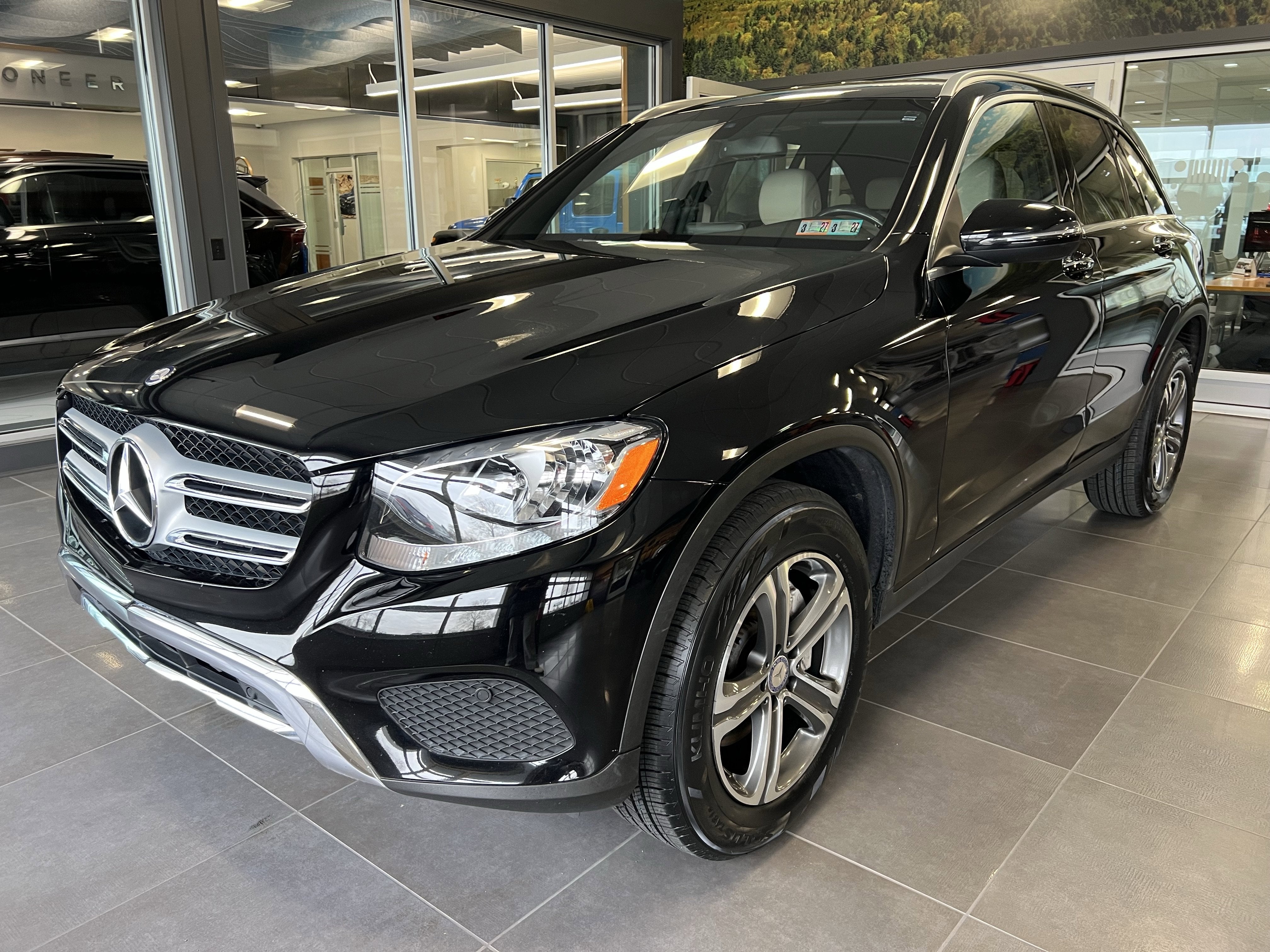2017 Mercedes-Benz GLC 300 4MATIC®